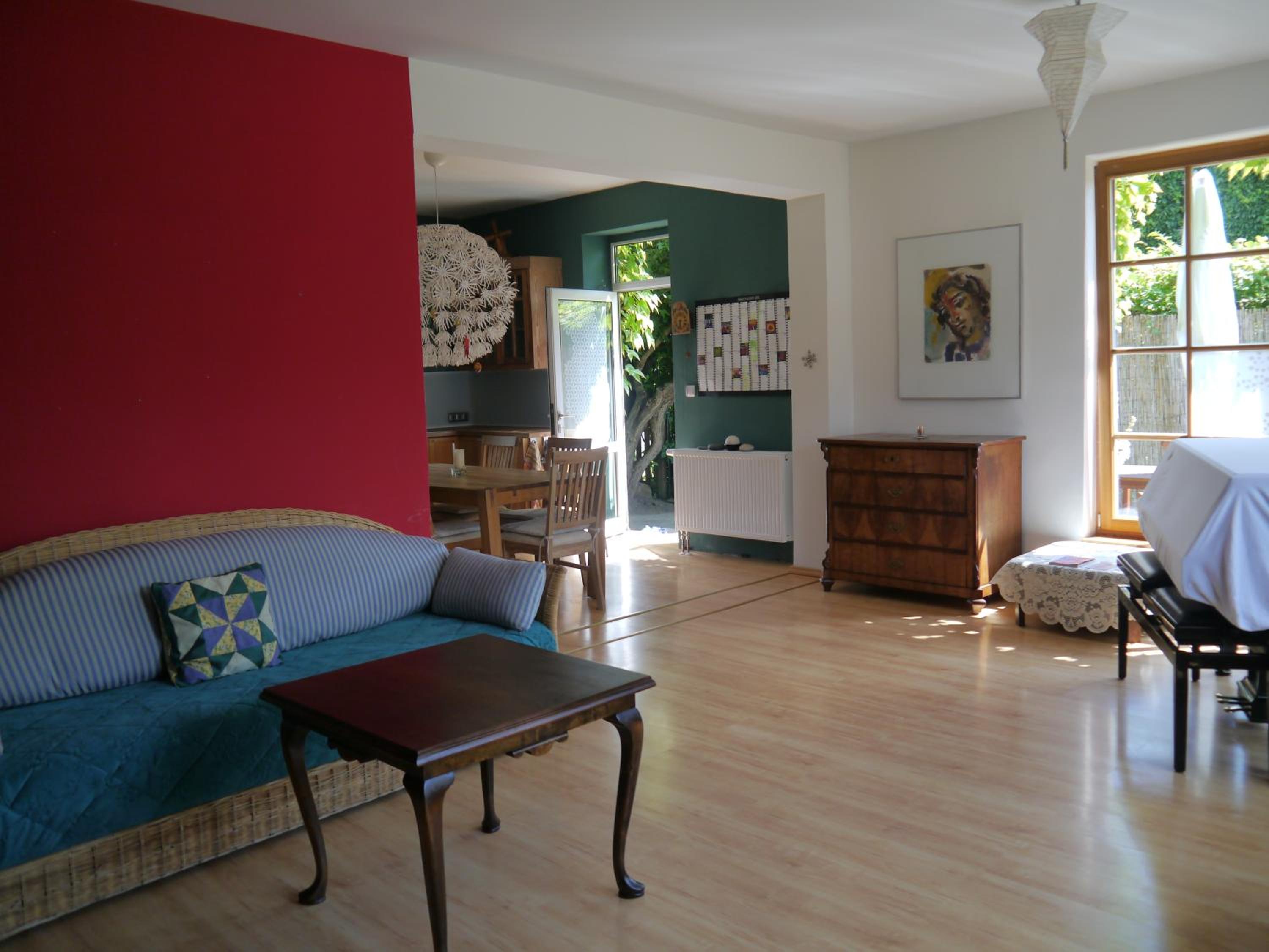 One-Bedroom Apartment with Terrace - Photo 5
