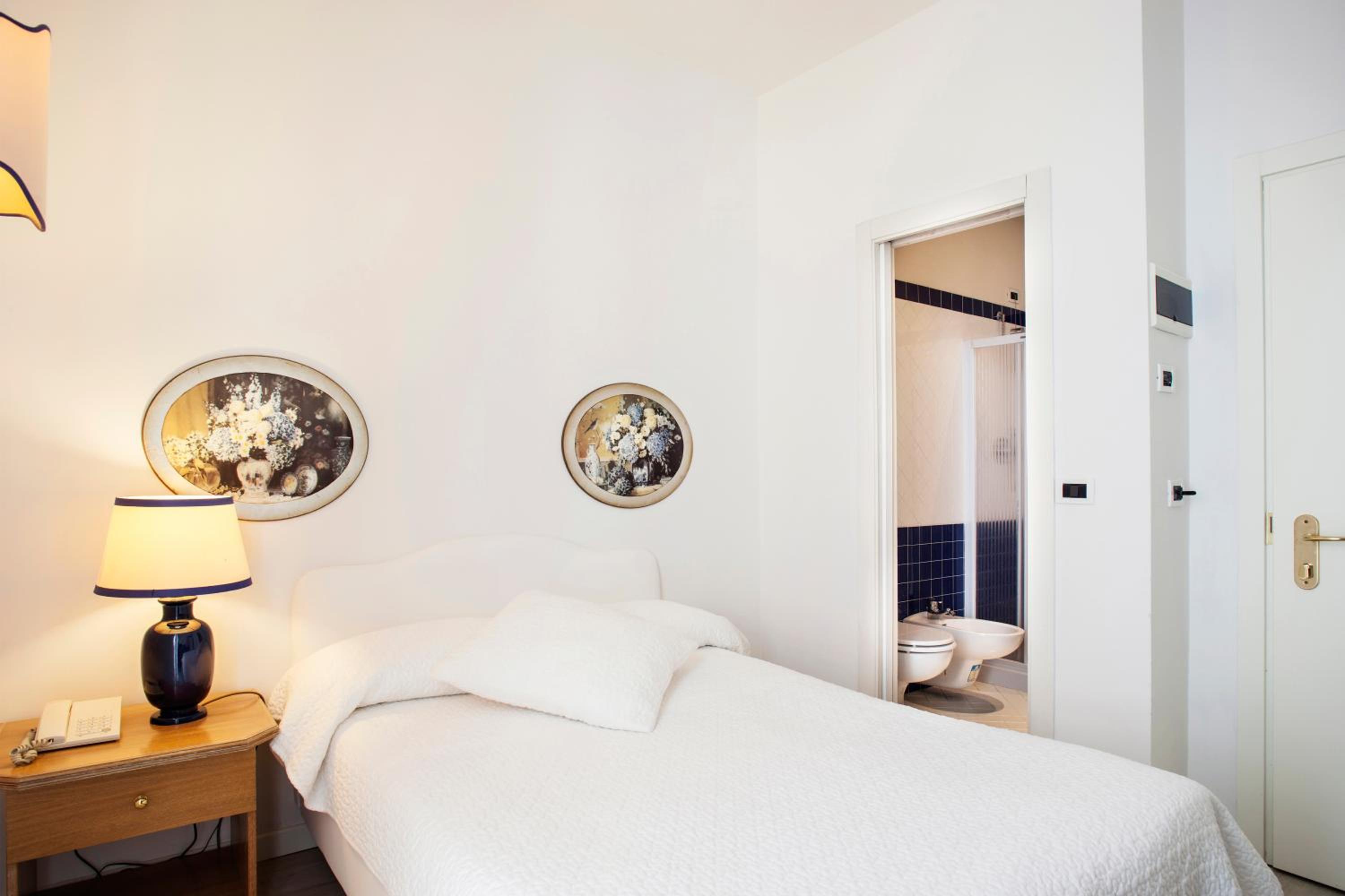 Single Room photo 1
