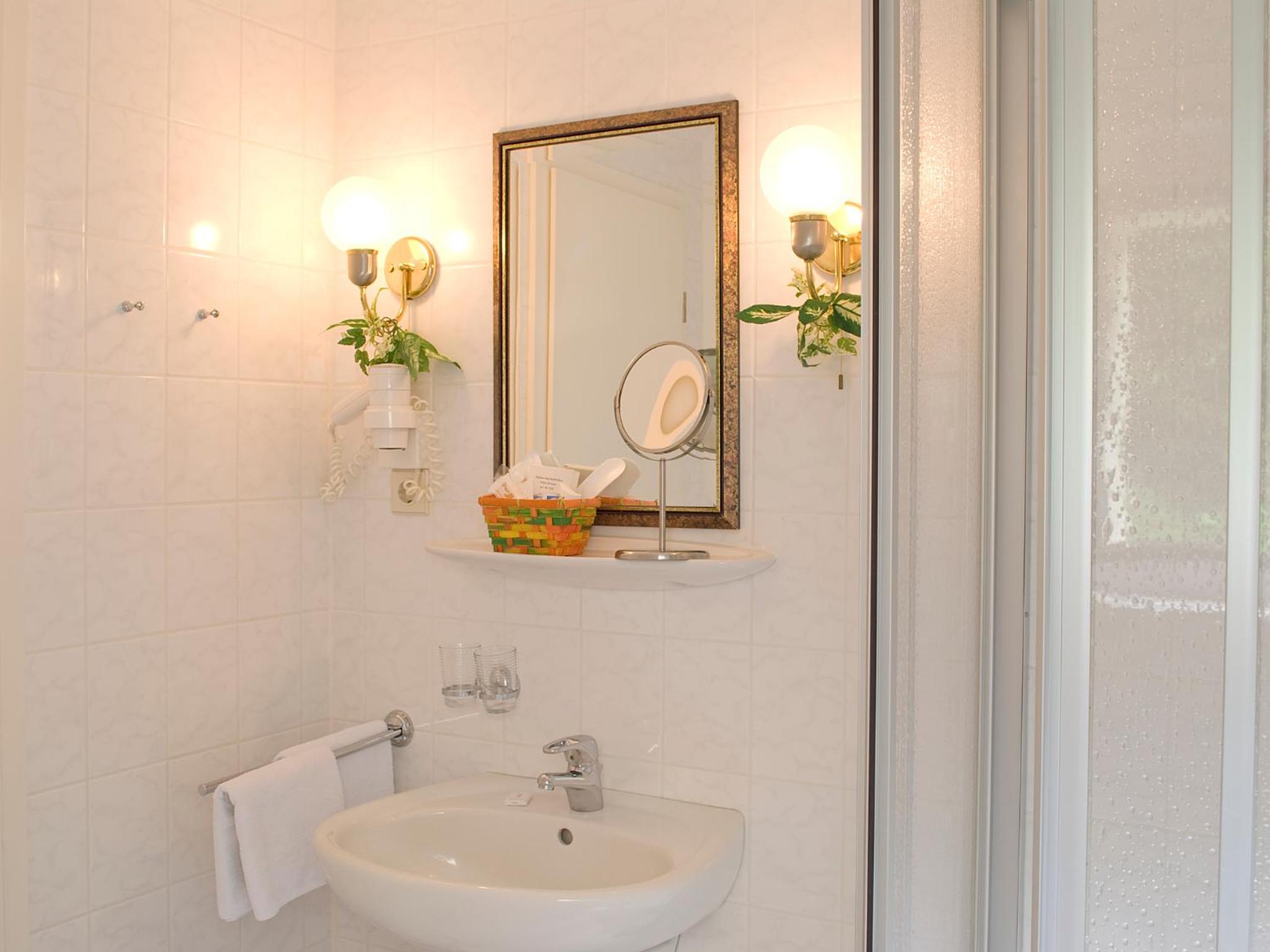 Double Room - Photo 5