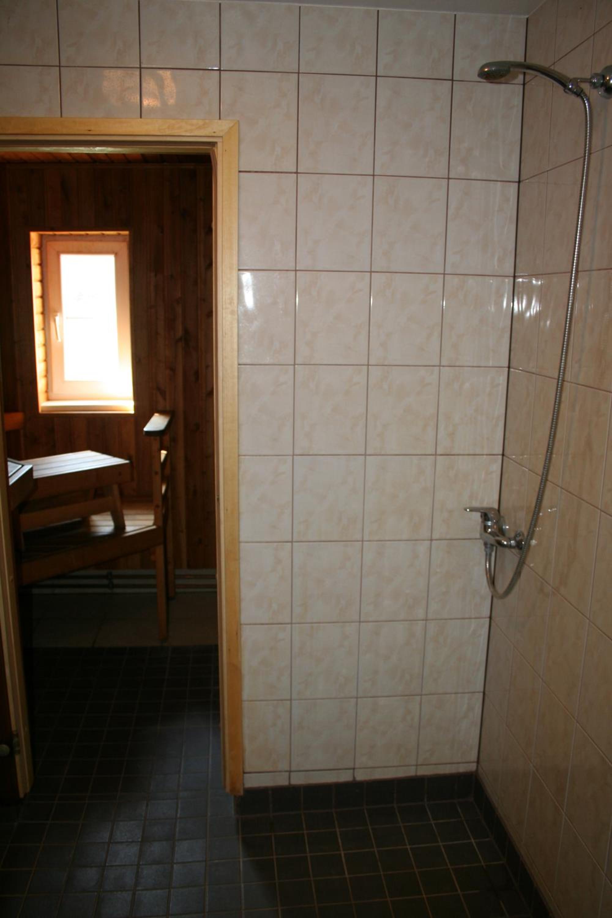 Triple Room with Shared Bathroom photo 2
