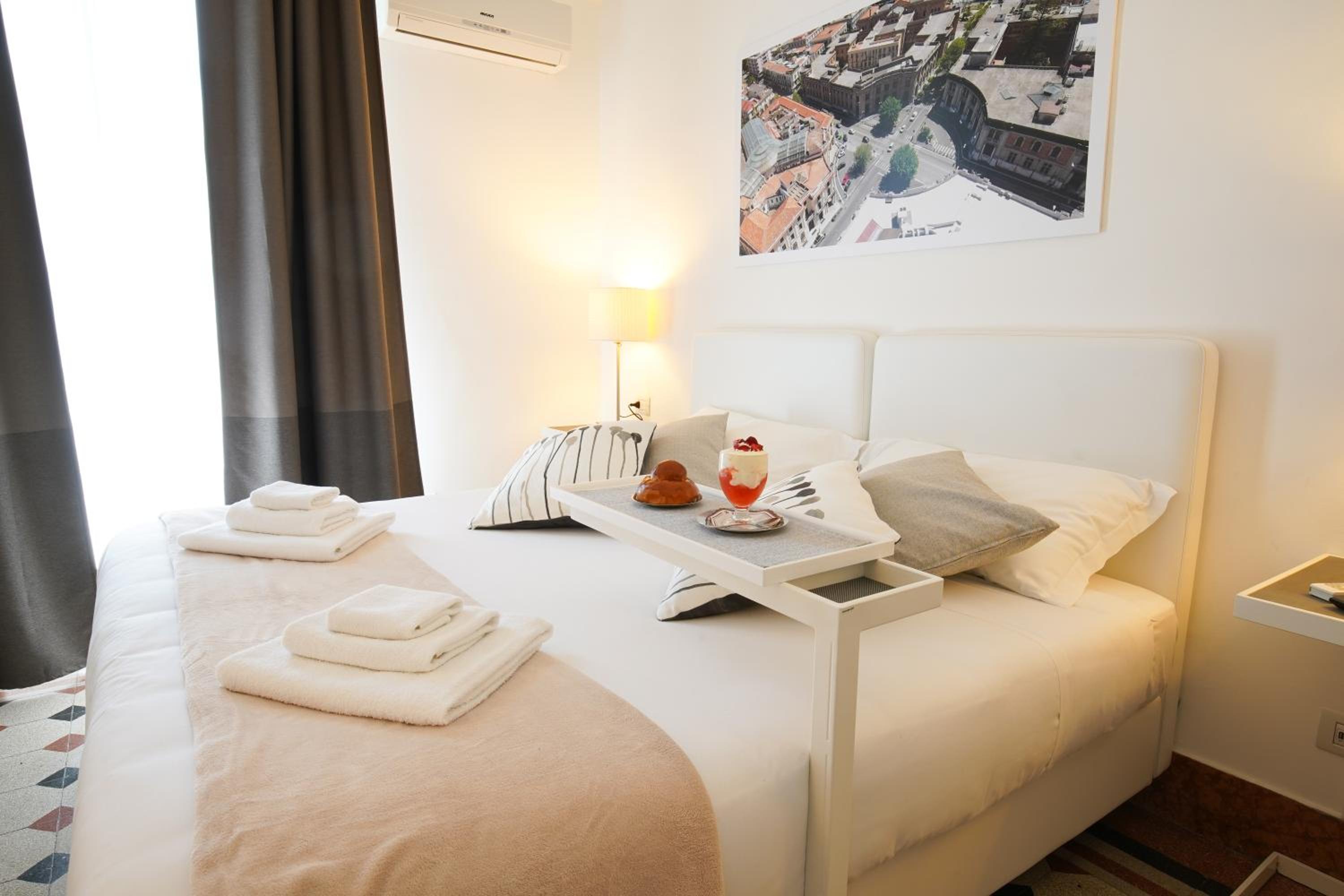 Deluxe Double or Twin Room - Photo 8