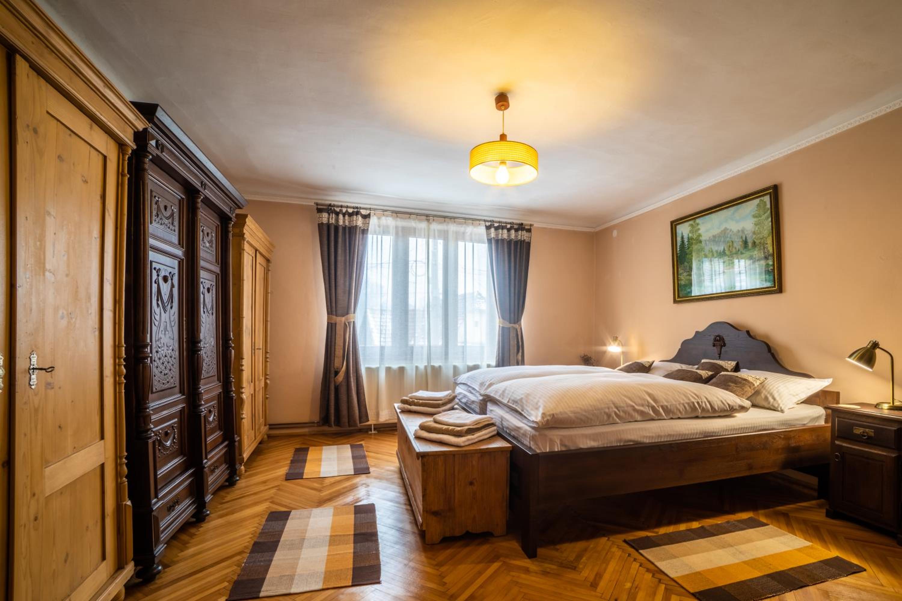 One-Bedroom Apartment - Photo 22