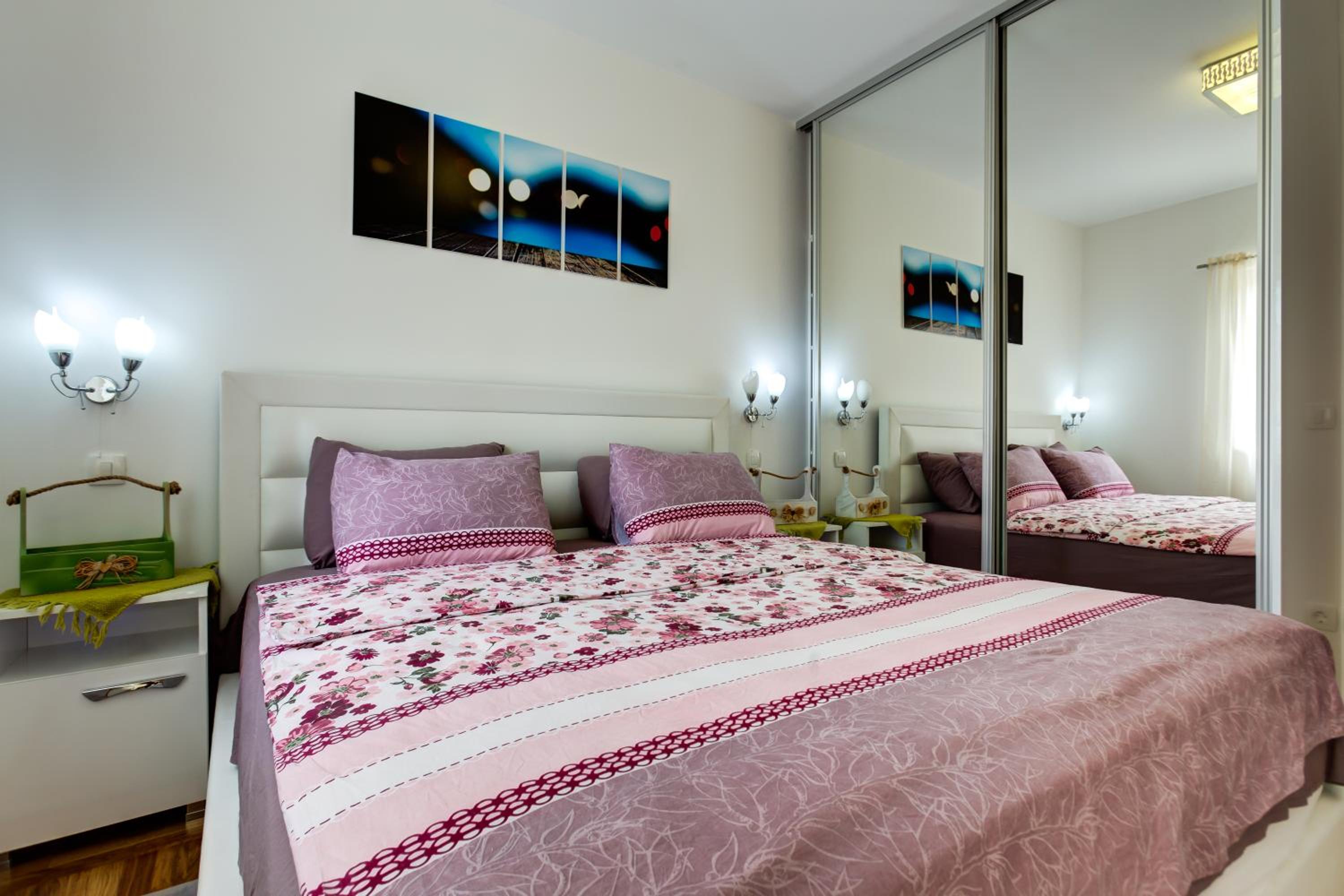 Apartment with Sea View photo 2