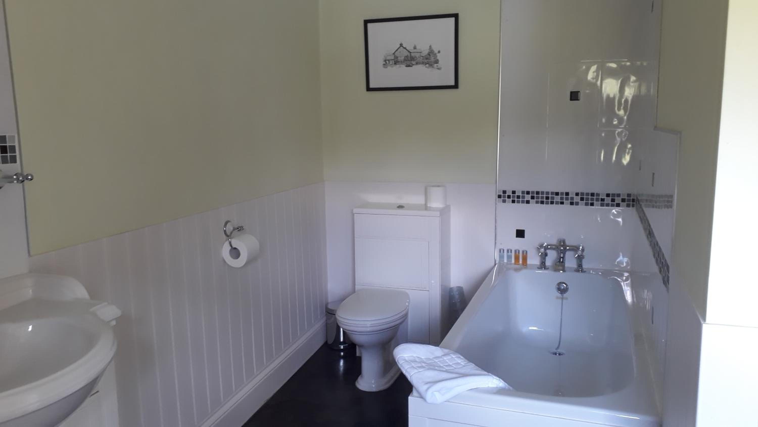 Deluxe Double Room with Bath photo 2