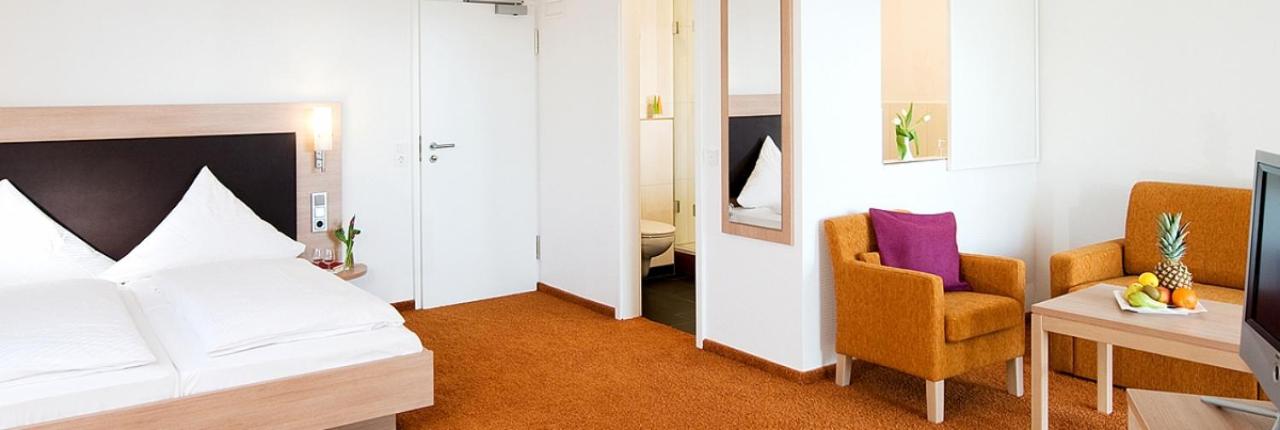 Deluxe Double Room with Balcony photo 1