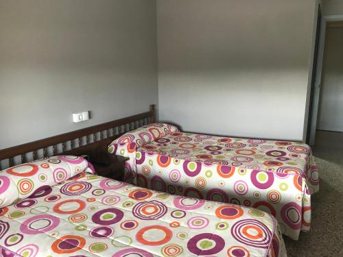 Twin Room - Photo 3