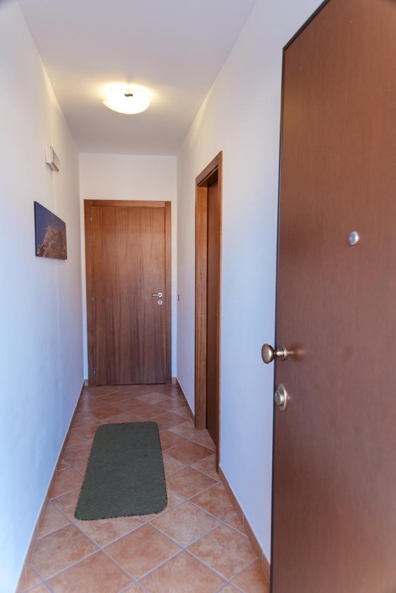 Small Double Room photo 2