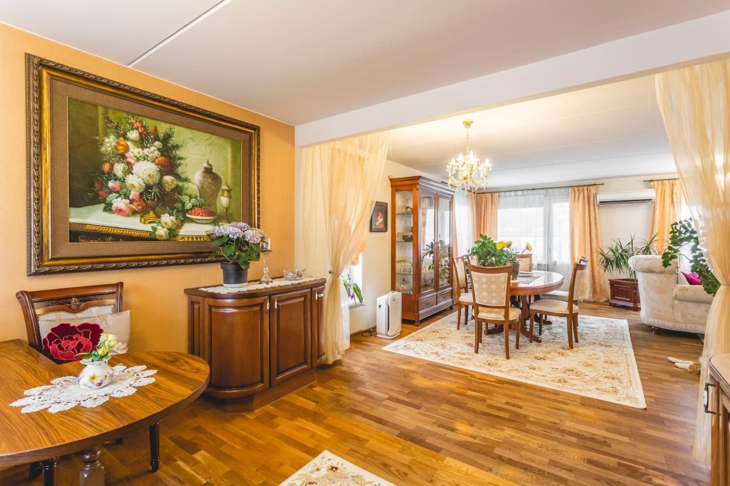 Two-Bedroom Apartment - Photo 16