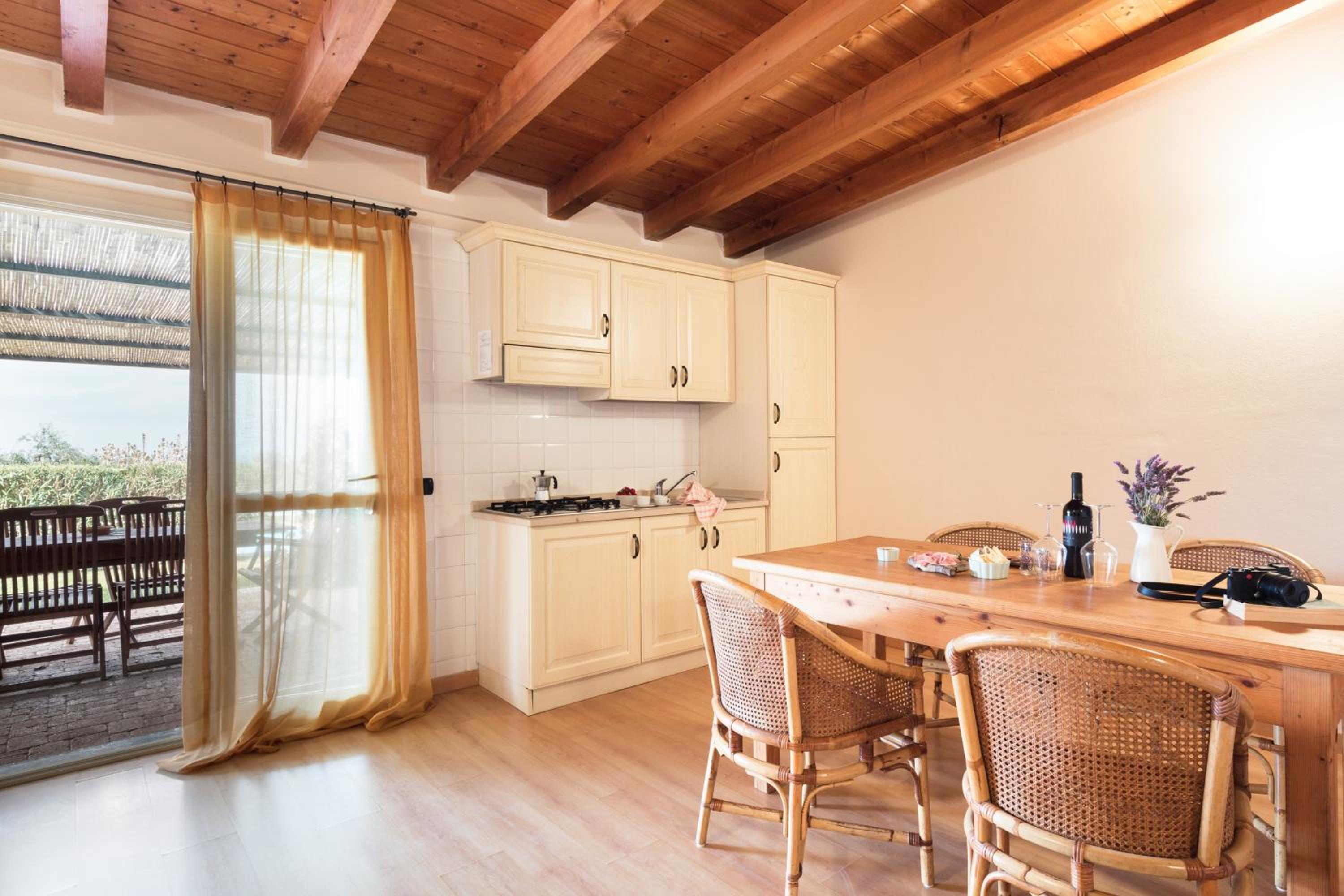 Two-Bedroom Apartment with Sea View - Photo 18