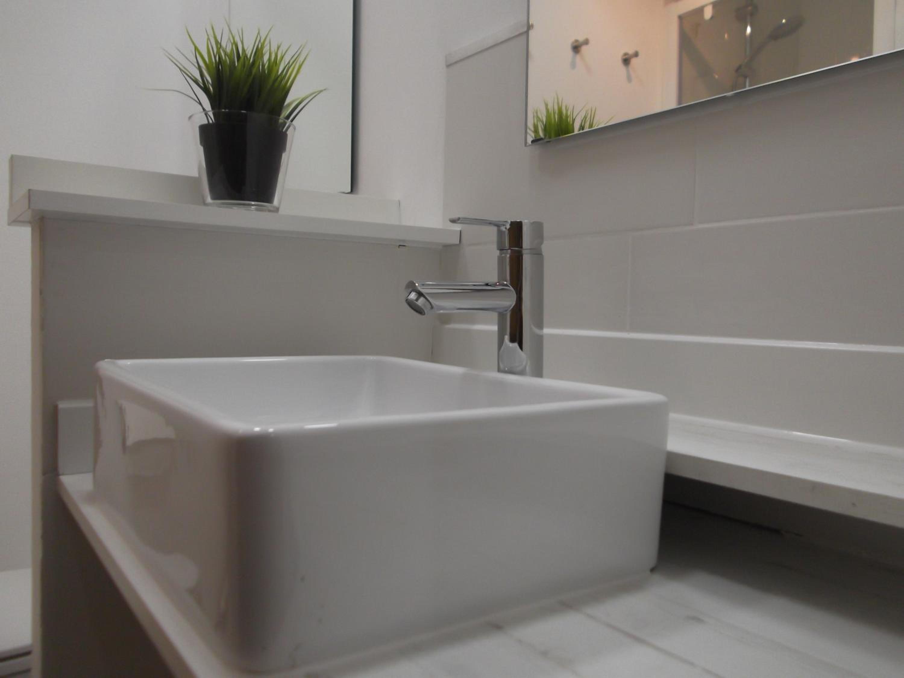 Triple Room with Balcony - Photo 5