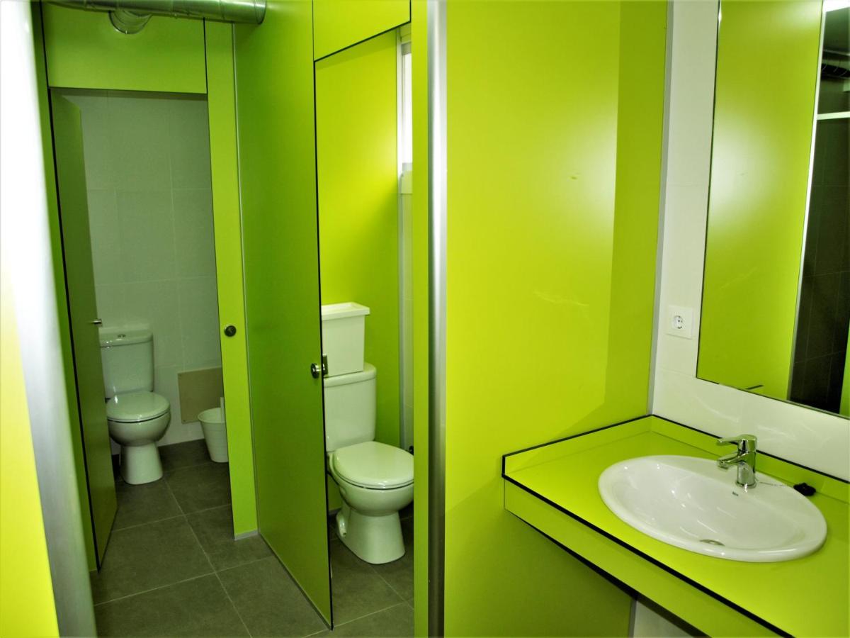 Single Bed in Dormitory Room photo 2