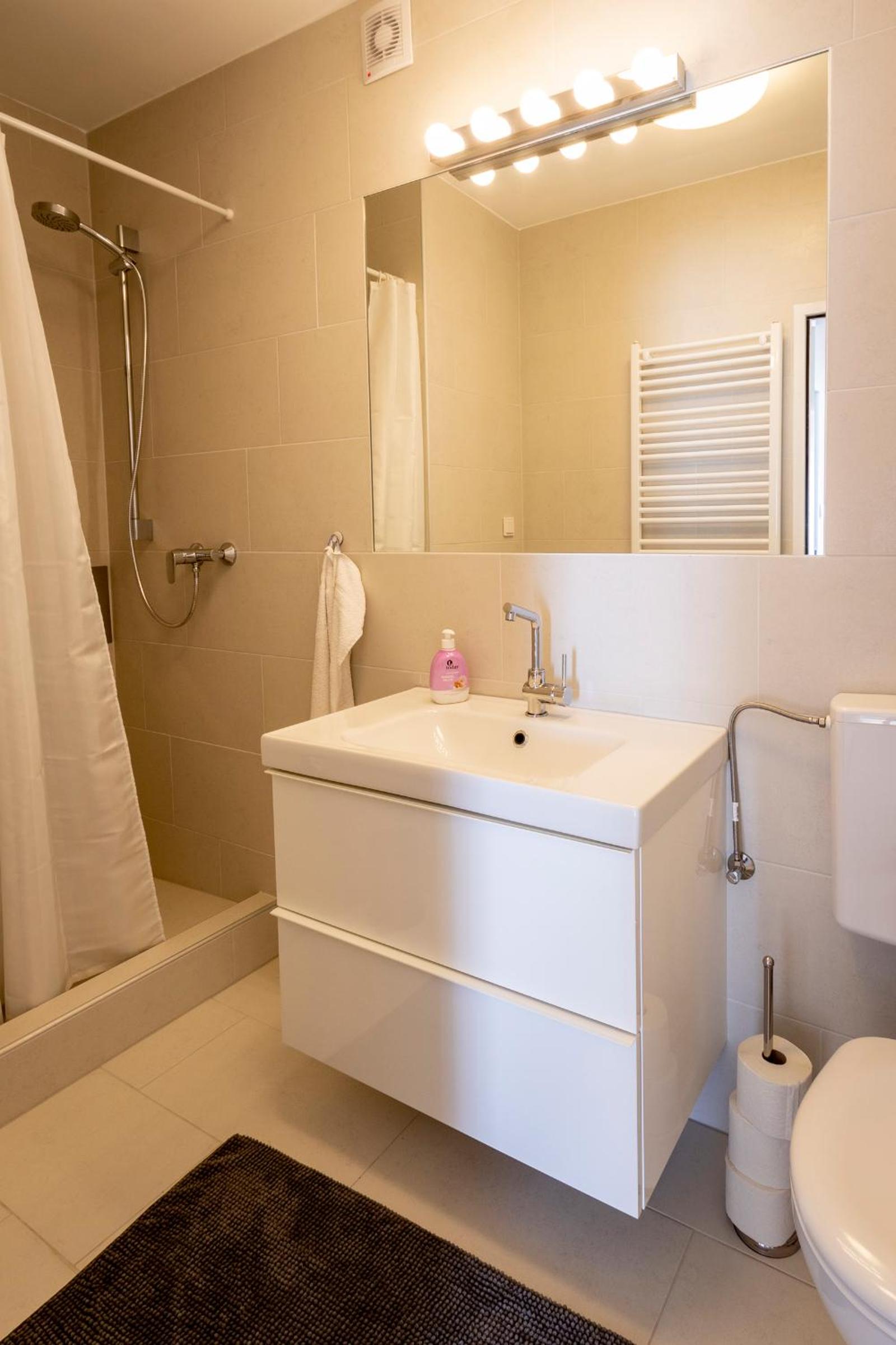 Studio Apartment photo 2