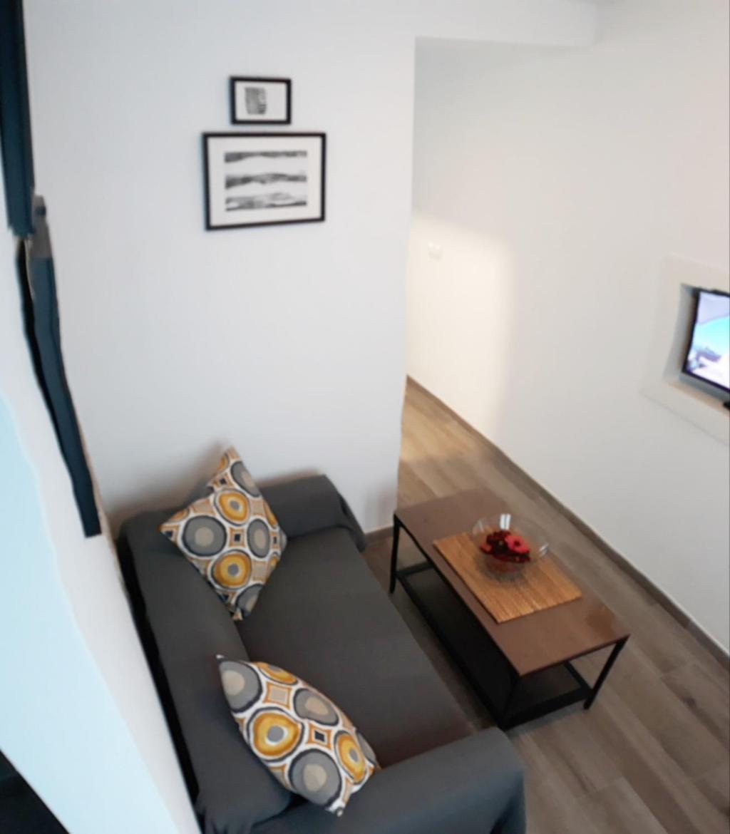 Two-Bedroom Apartment - Photo 15