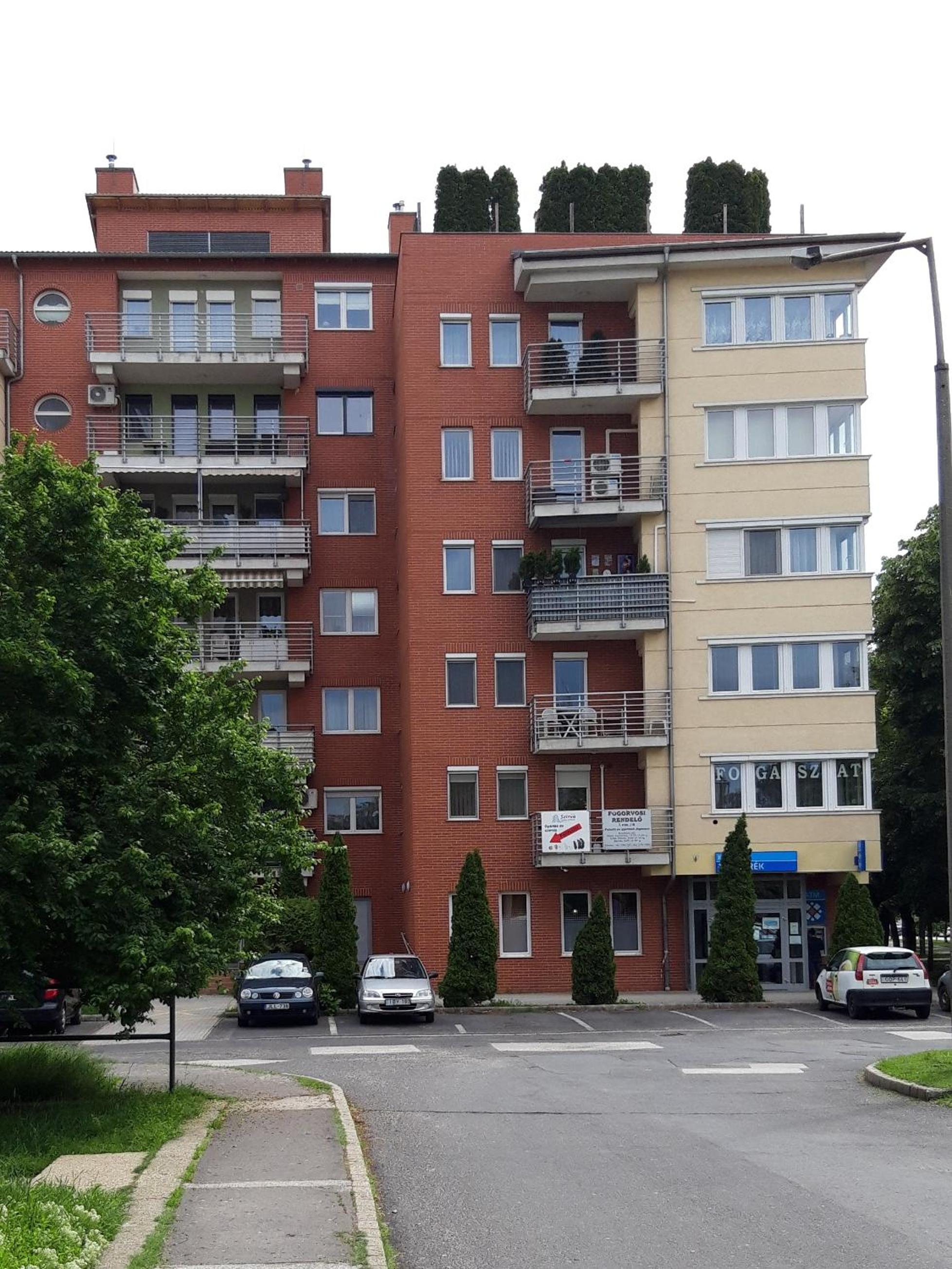 Two-Bedroom Apartment - Photo 18