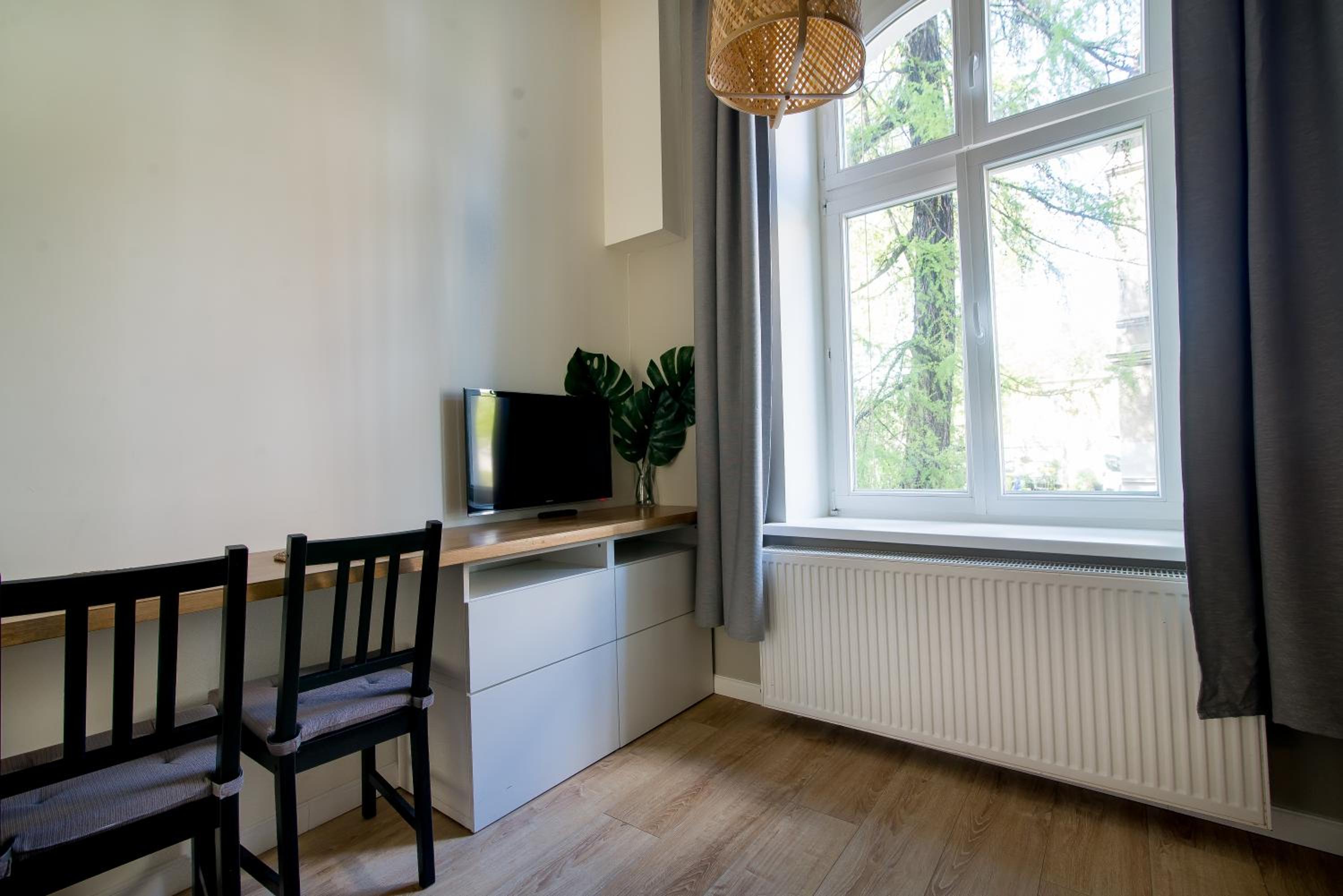 Duplex Quadruple Room with Garden View - Photo 8