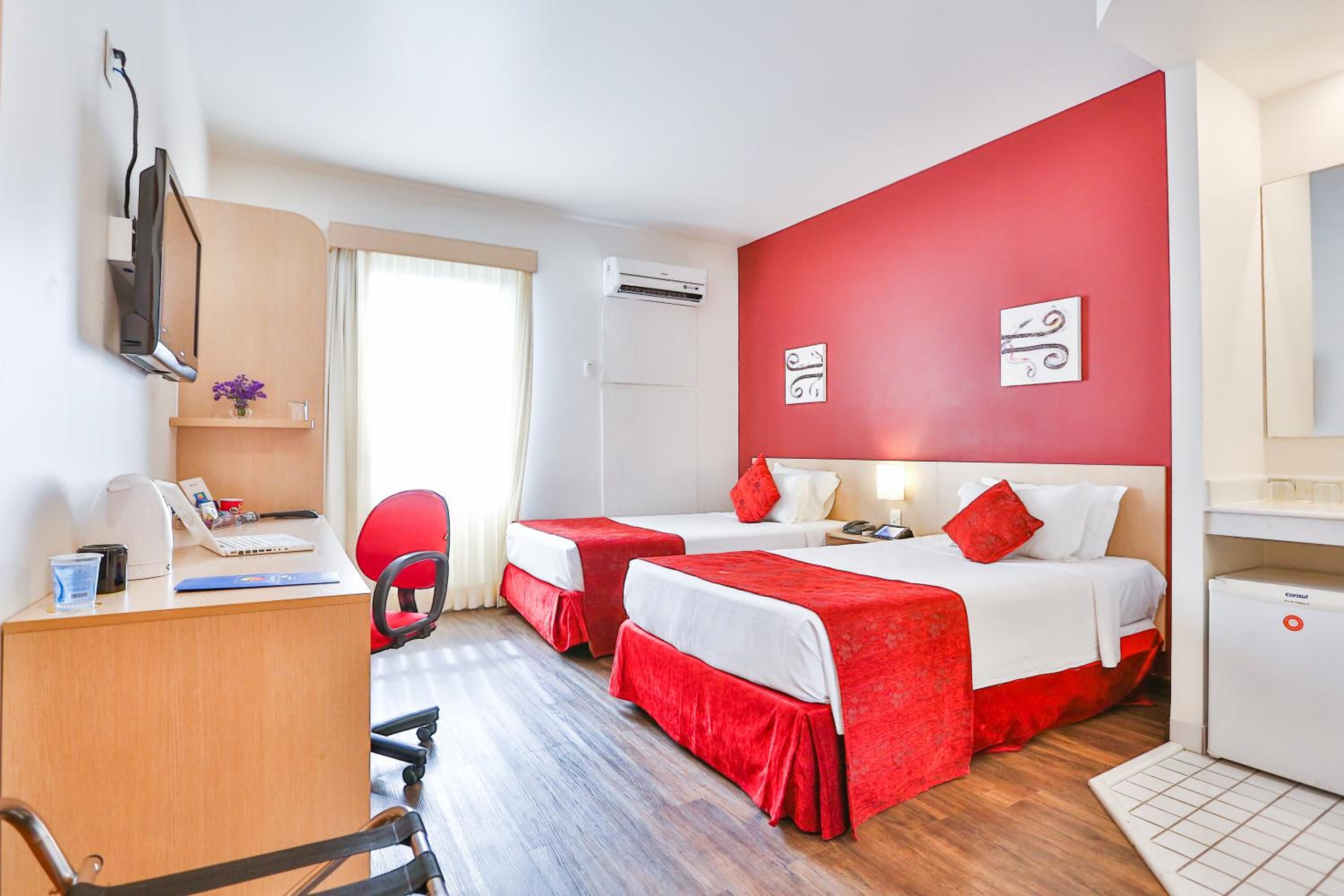 Deluxe Twin Room - Photo 2