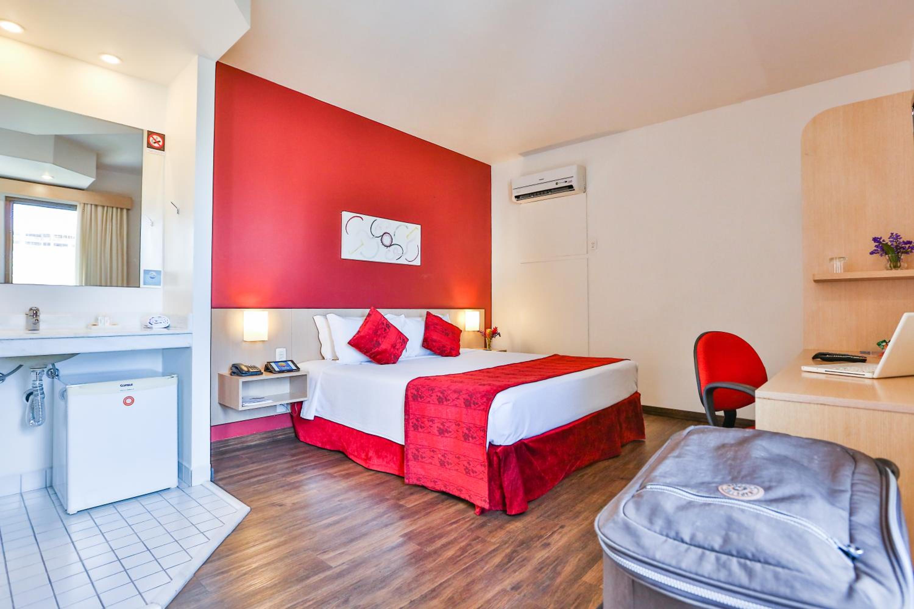Deluxe Double Room - Photo 8