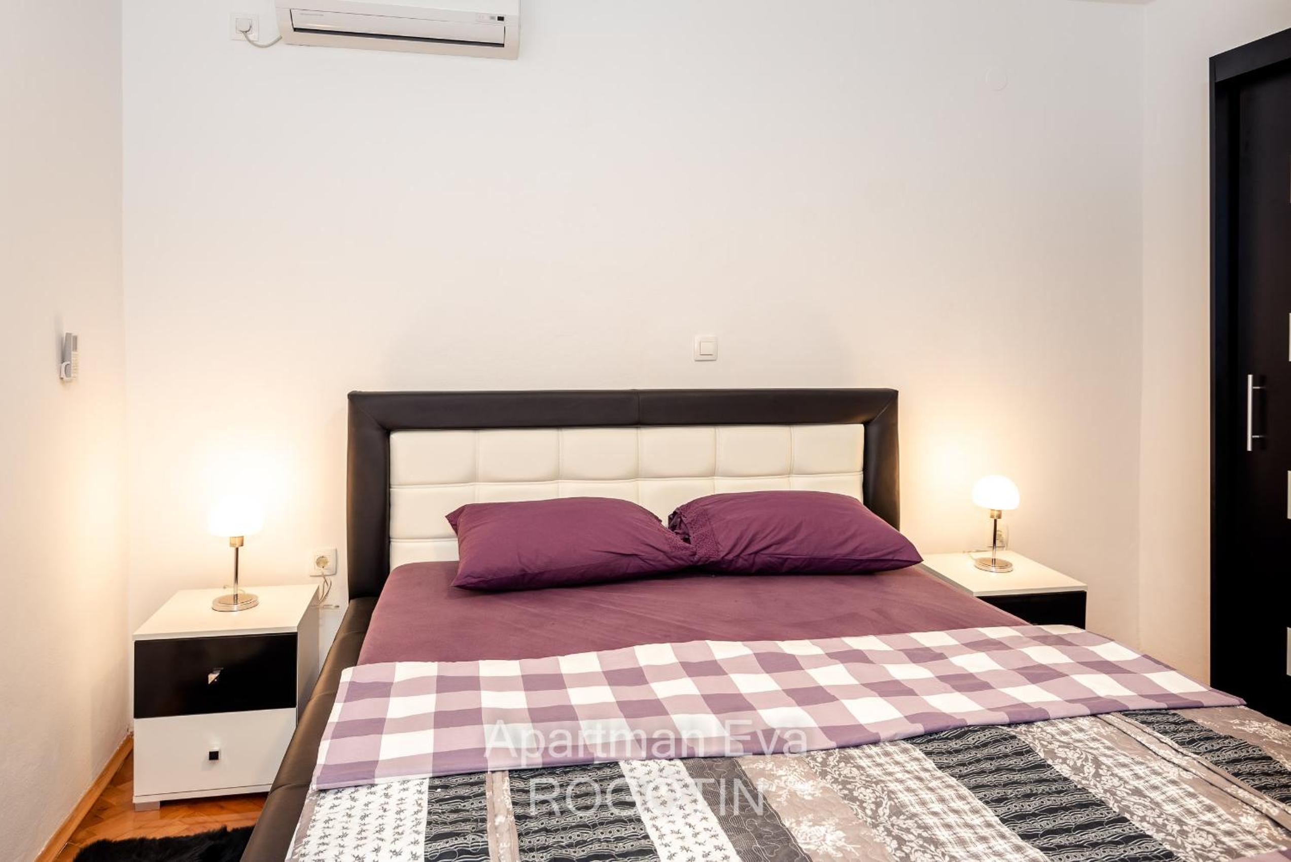 Two-Bedroom Apartment - Photo 12