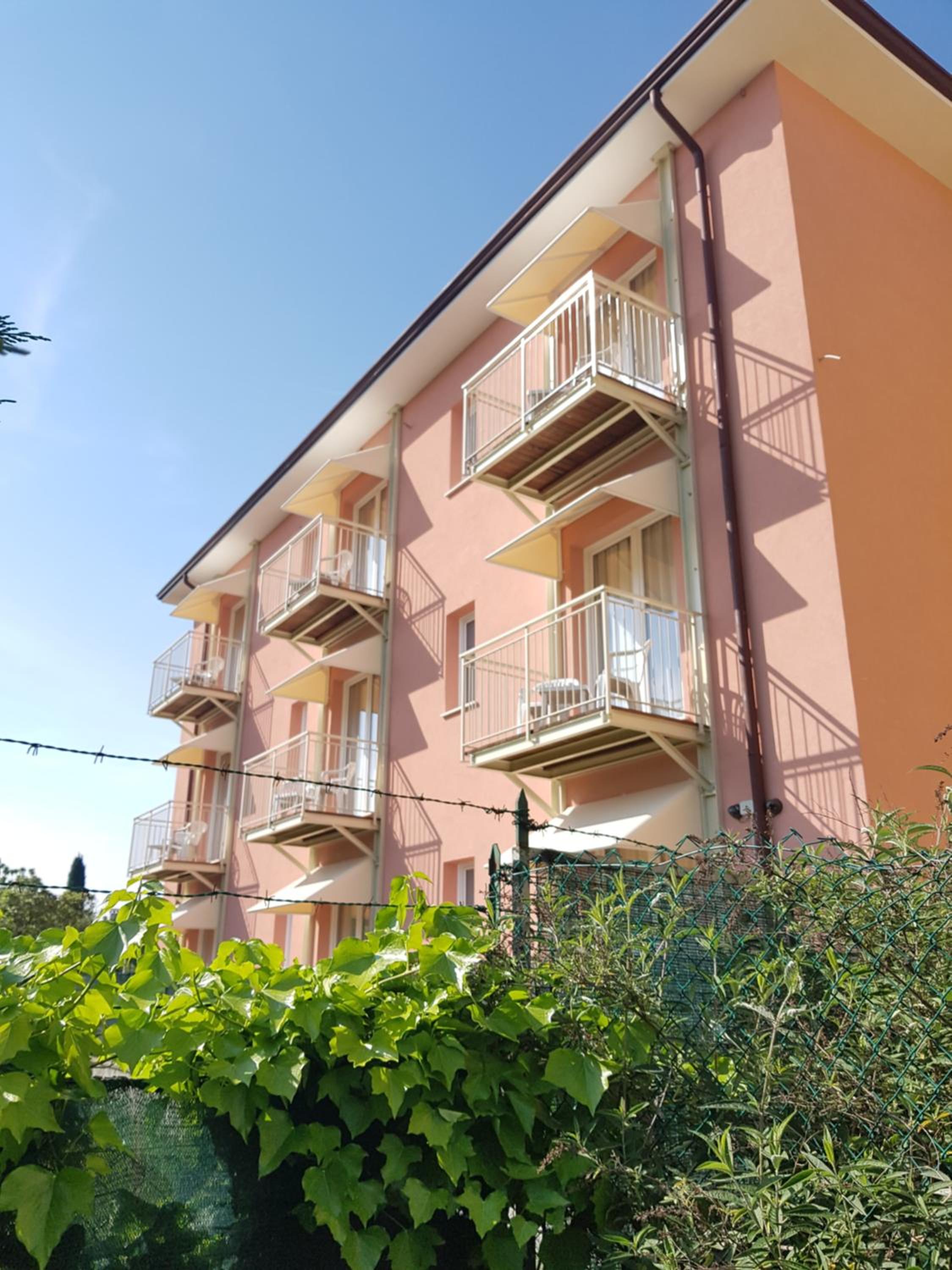 Double or Twin Room with Balcony photo 2