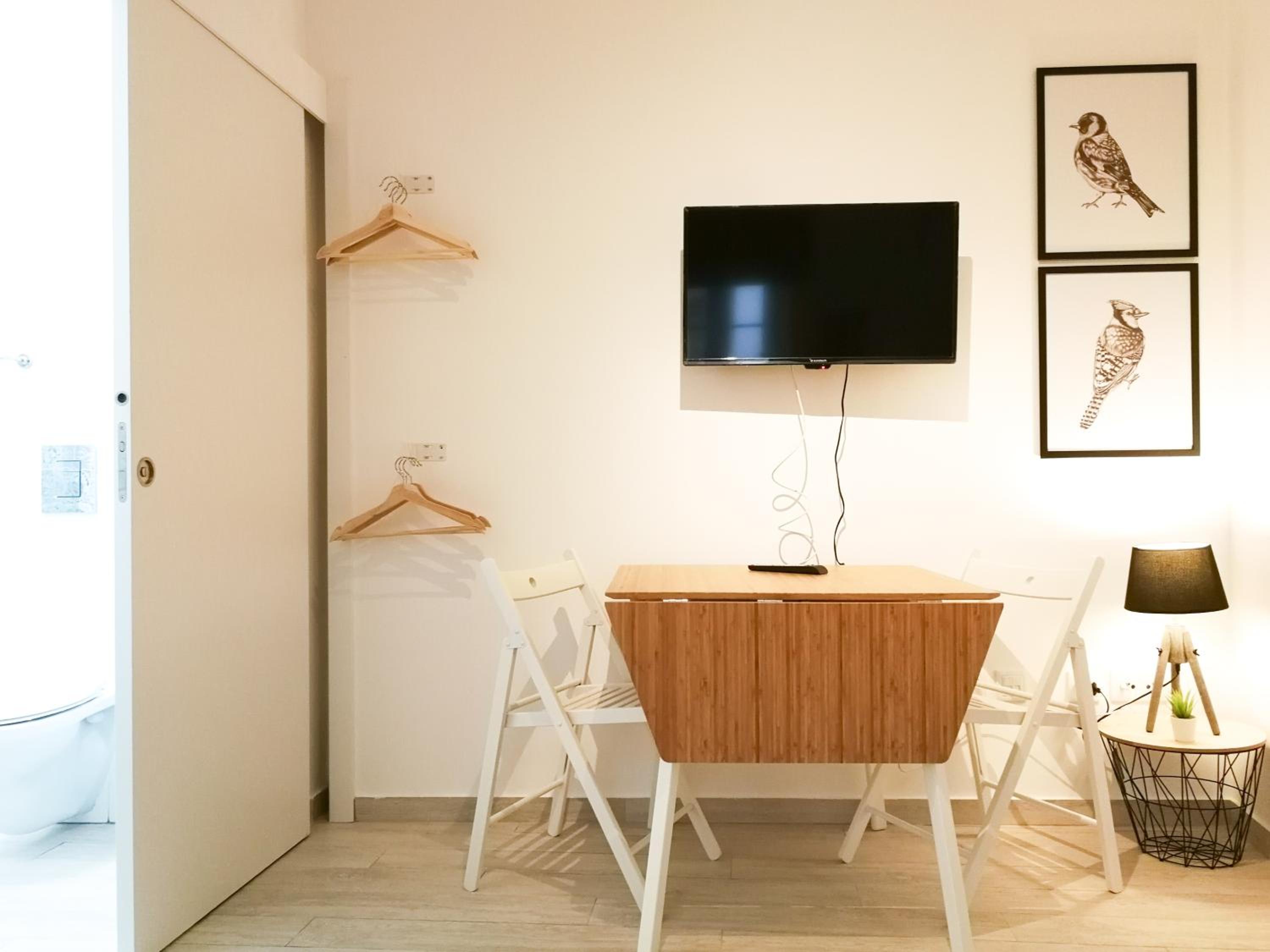 Studio - Photo 7
