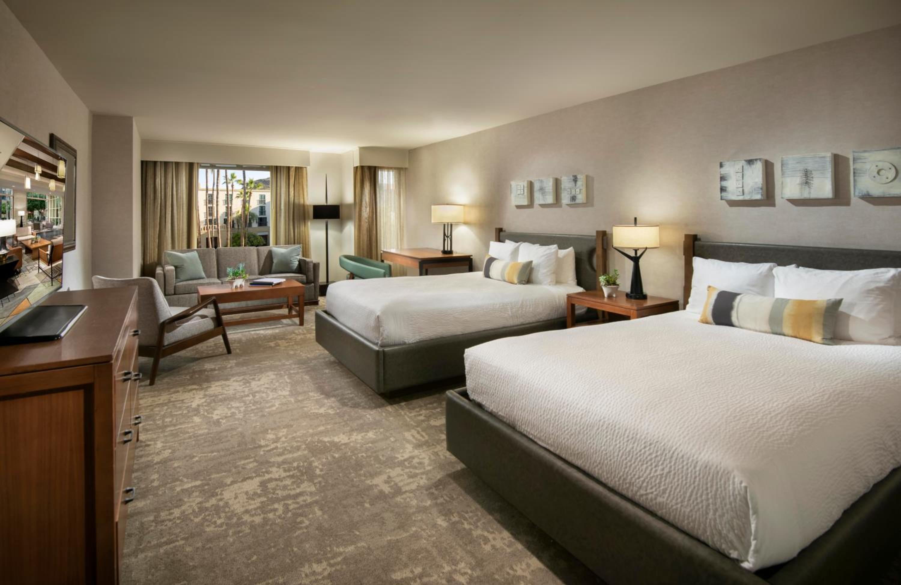 Deluxe Double Room with Two Double Beds - Photo 3