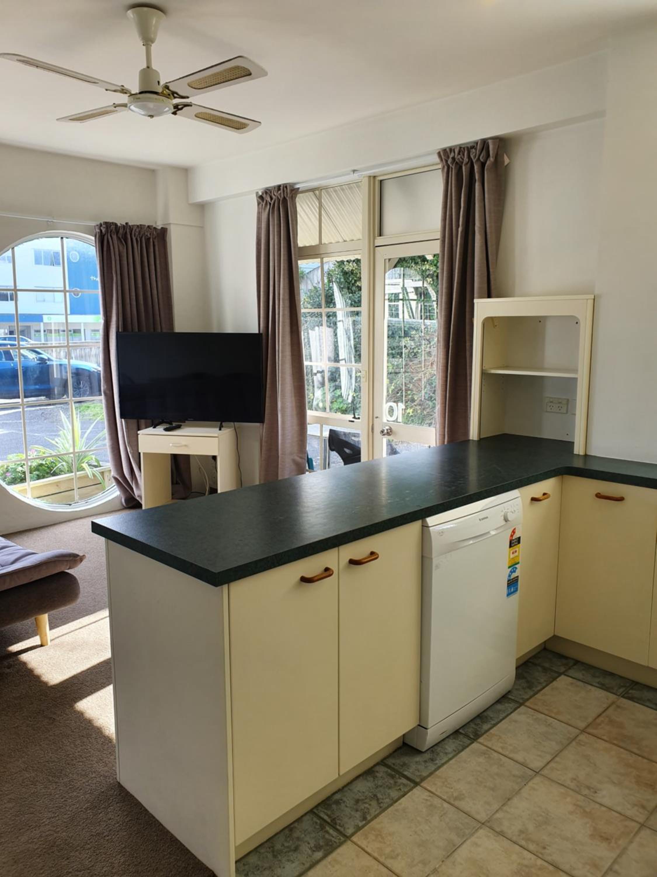 2 Bedroom Apartment  - Photo 4
