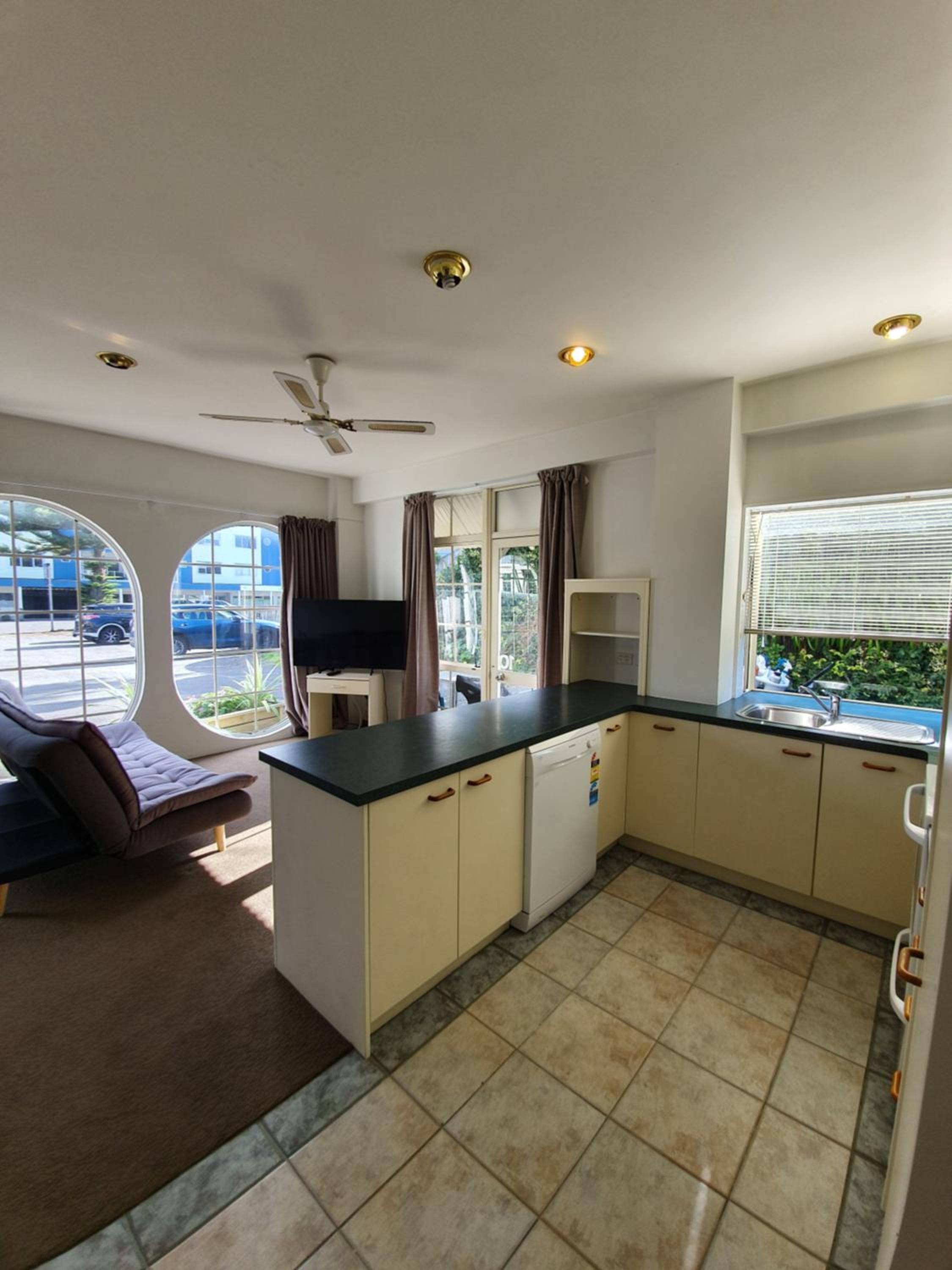 2 Bedroom Apartment  - Photo 20