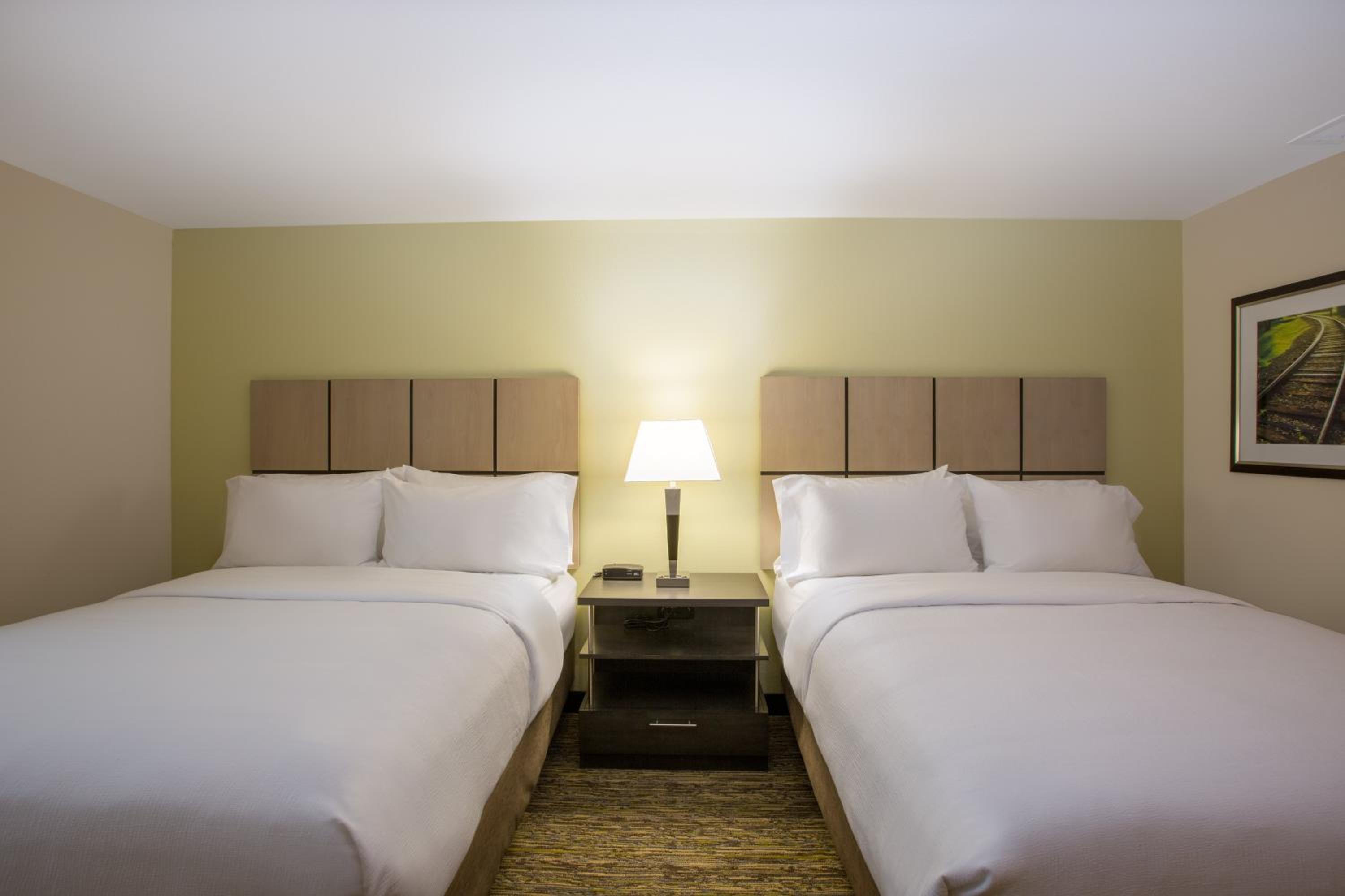 Studio Queen Suite with Two Queen Beds - Communications Accessible