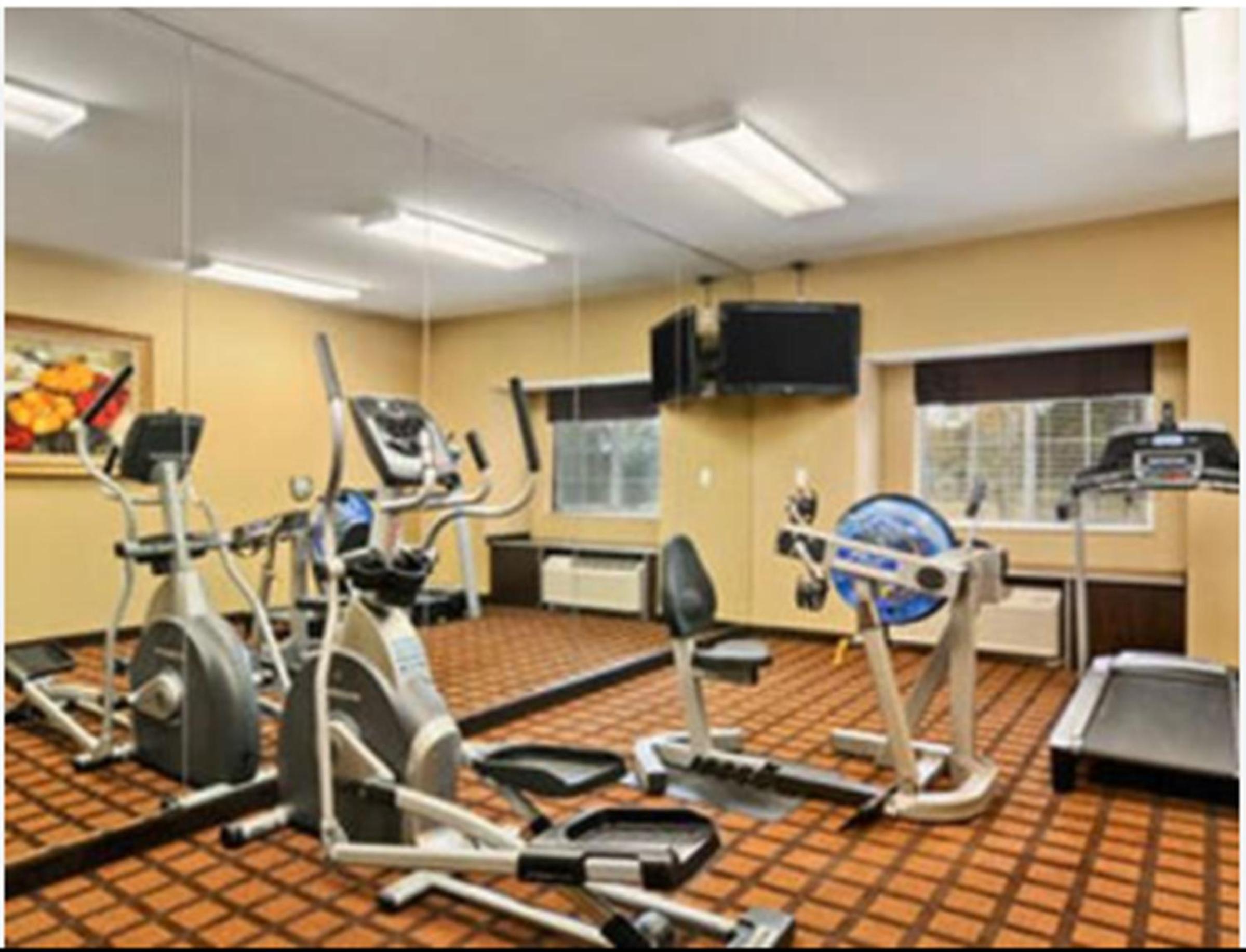 Queen Room - Disability Access/Non-Smoking - Photo 2