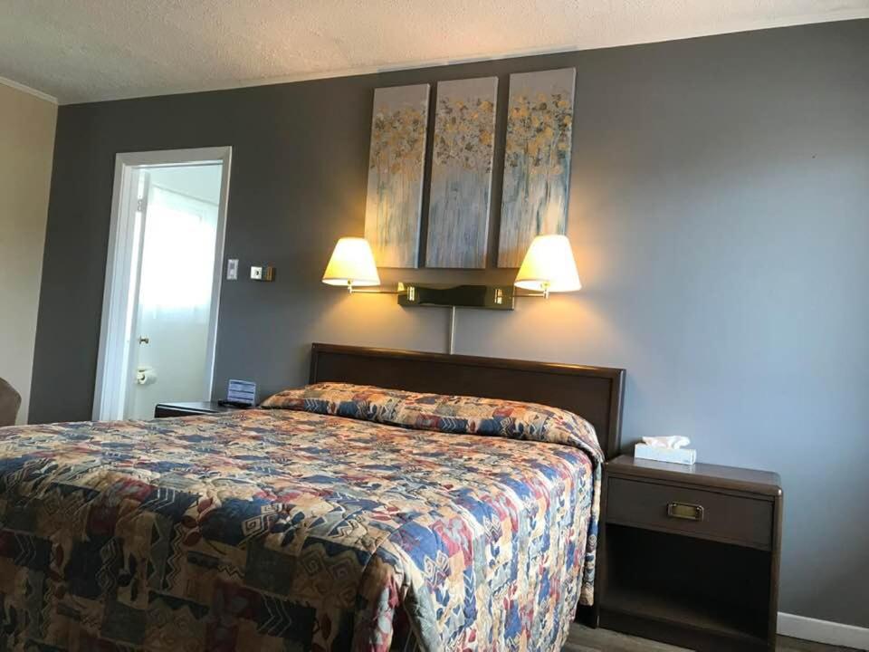 Queen Room - Photo 1