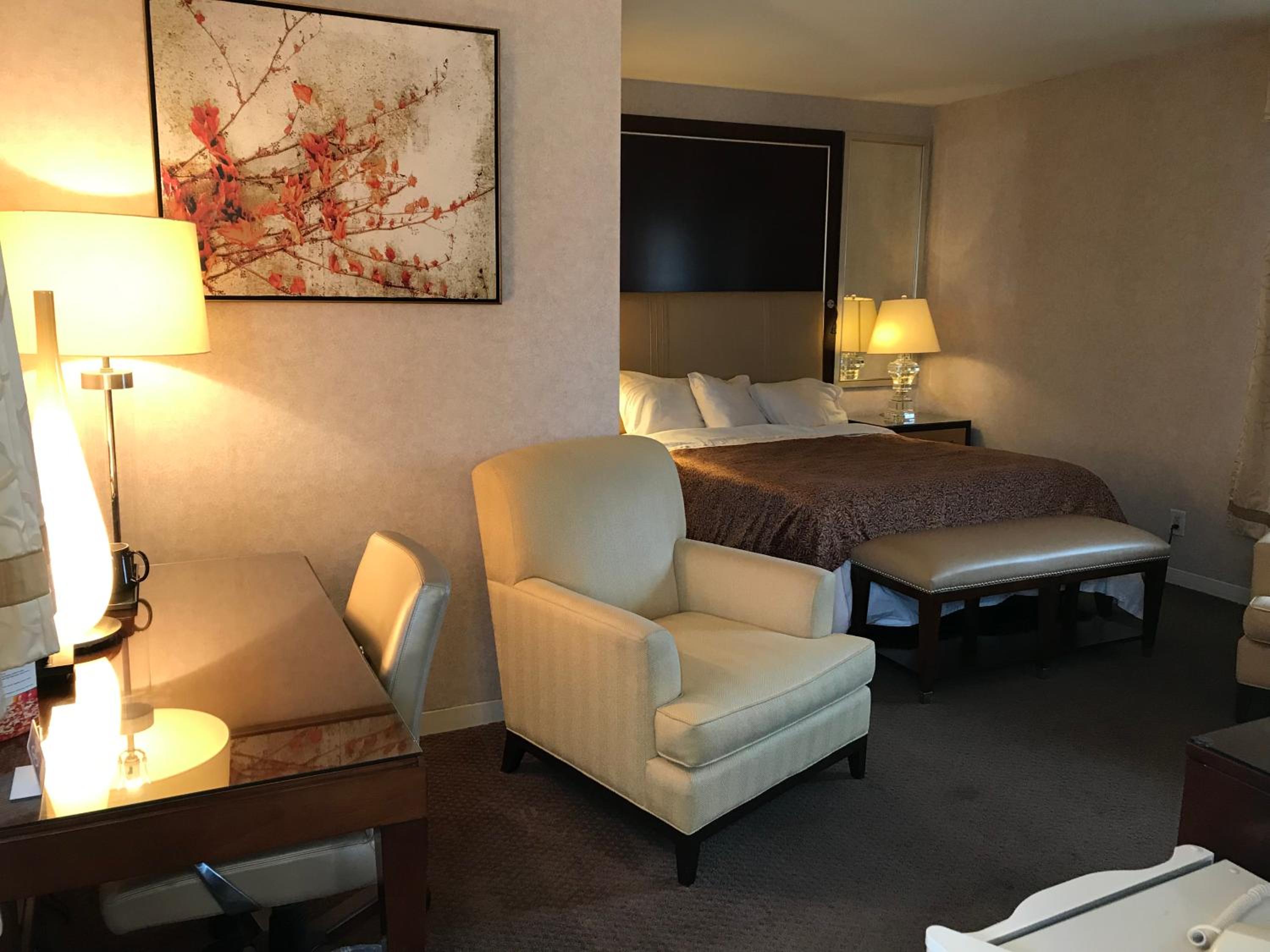 Queen Room - Photo 5