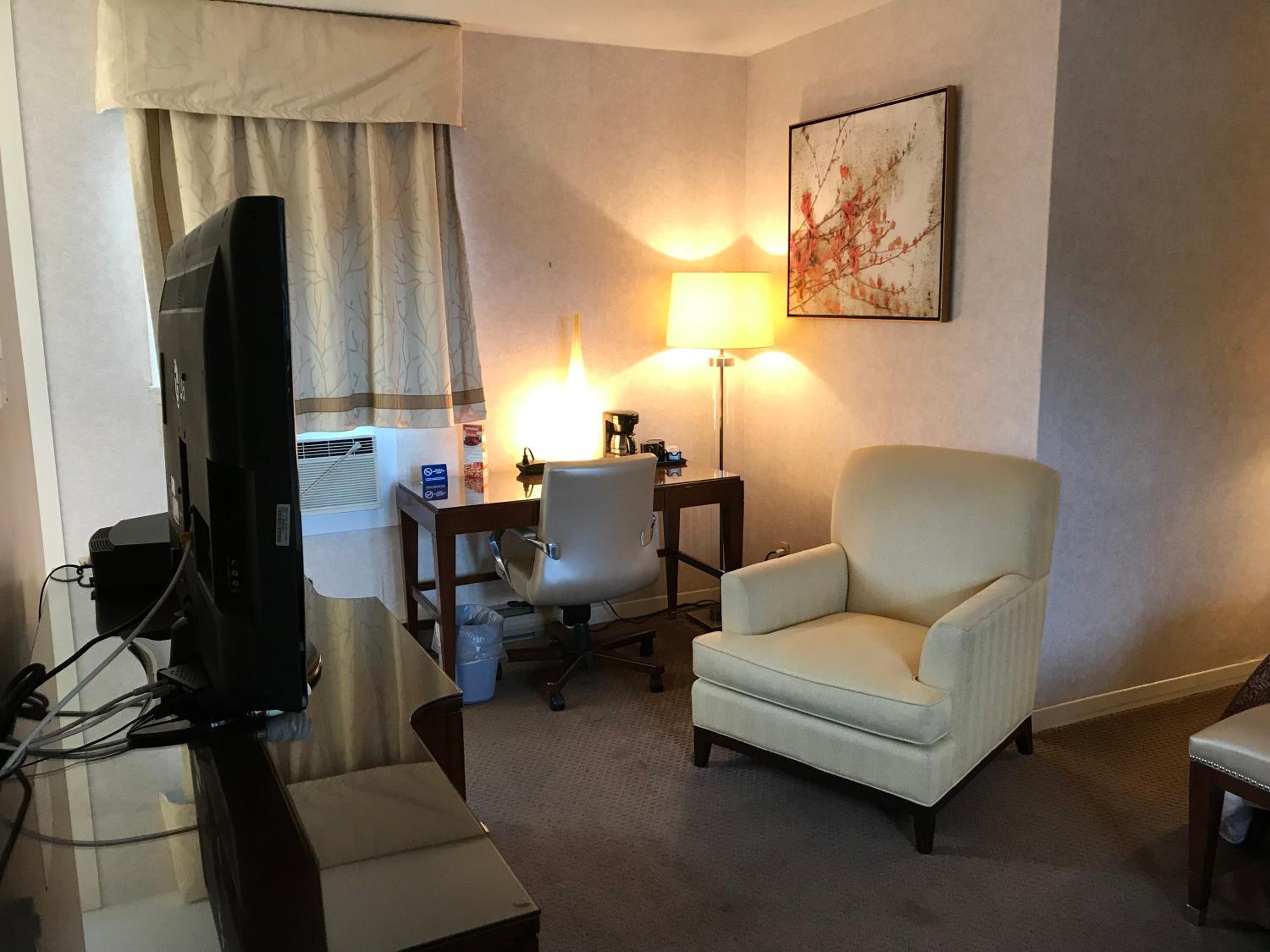 Queen Room - Photo 9