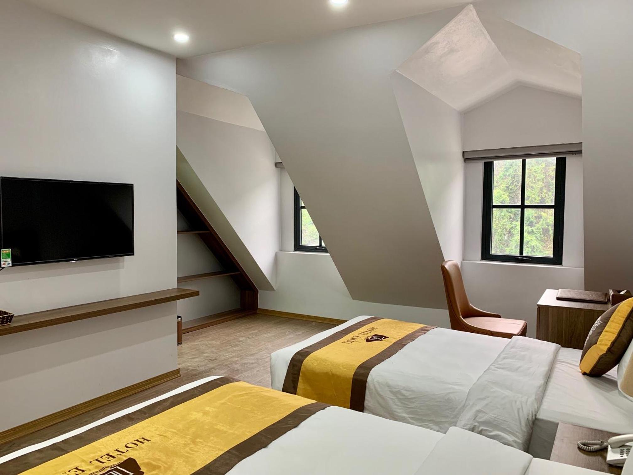 Triple Room