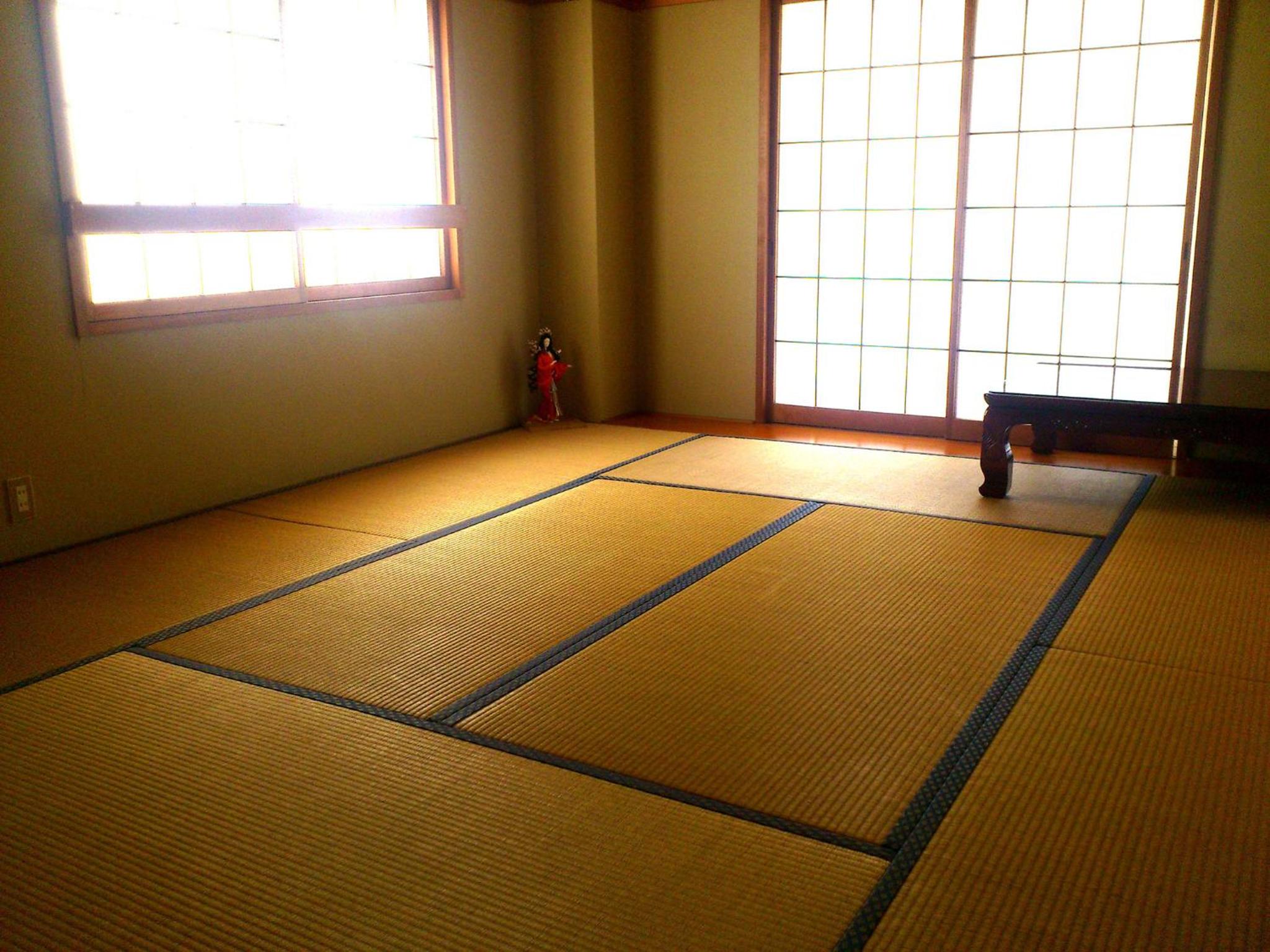 Japanese Room with Private Bathroom - River view 305 photo 1