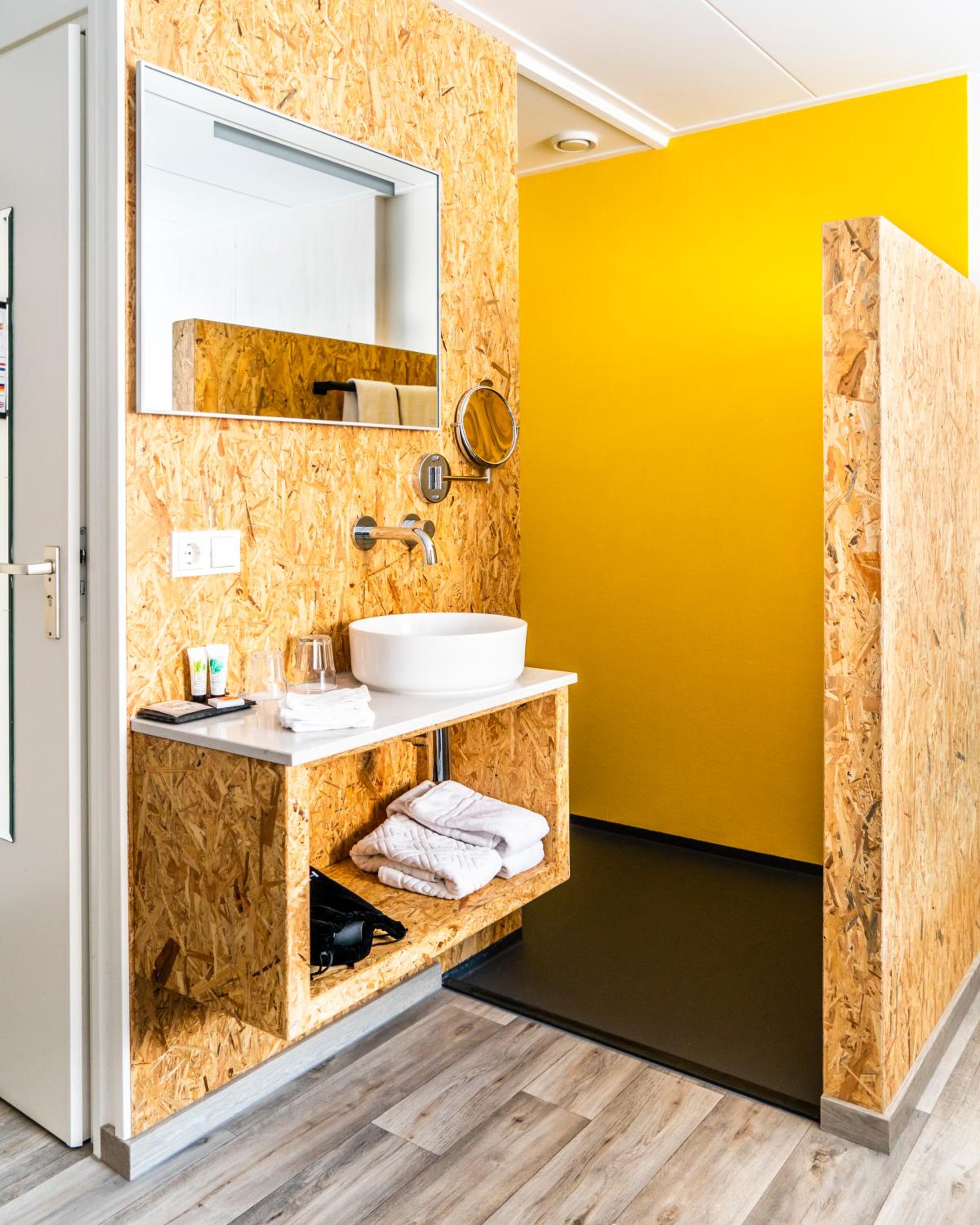Deluxe Double Room - pets allowed - Photo 9