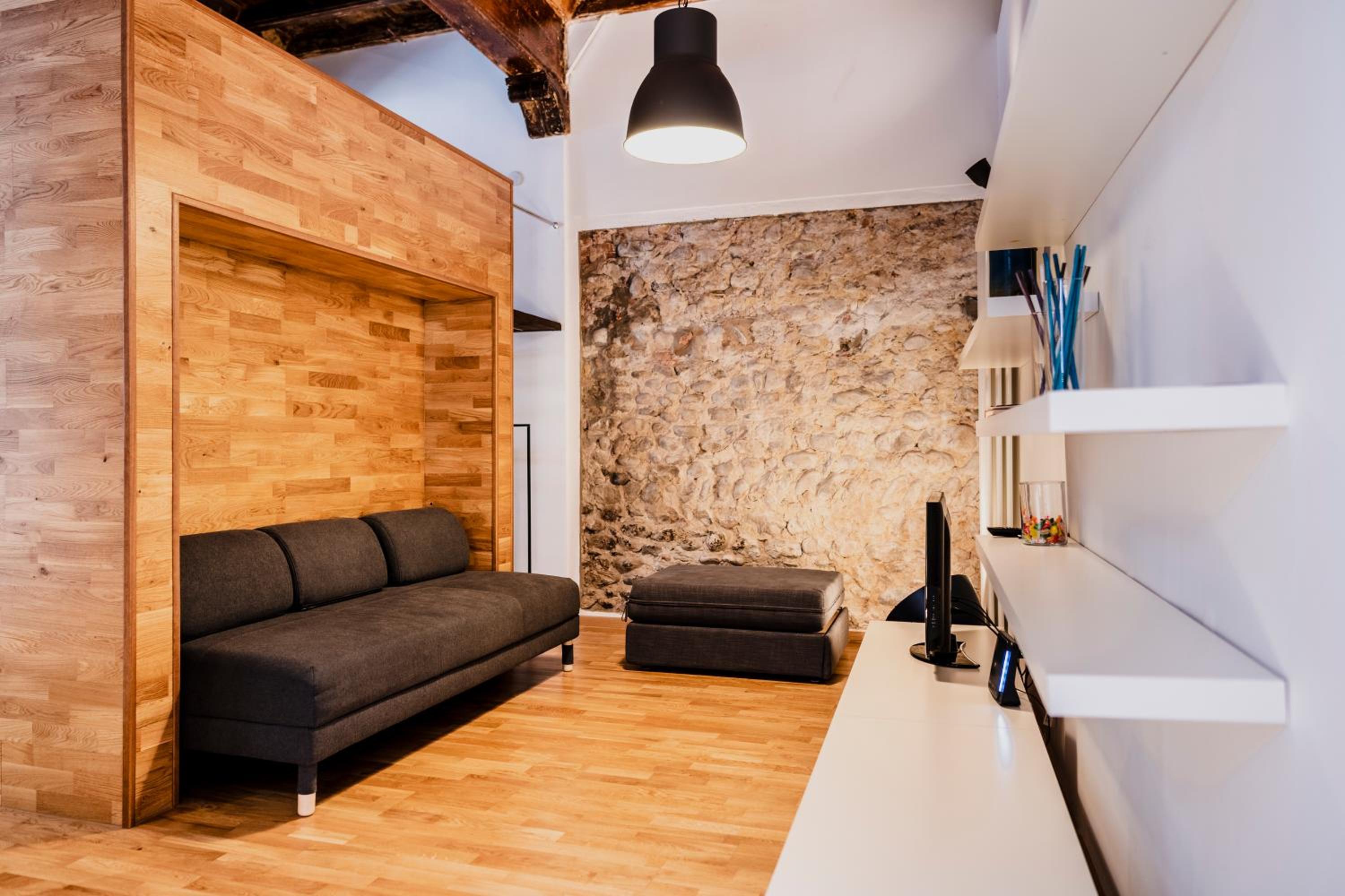 Apartment photo 1