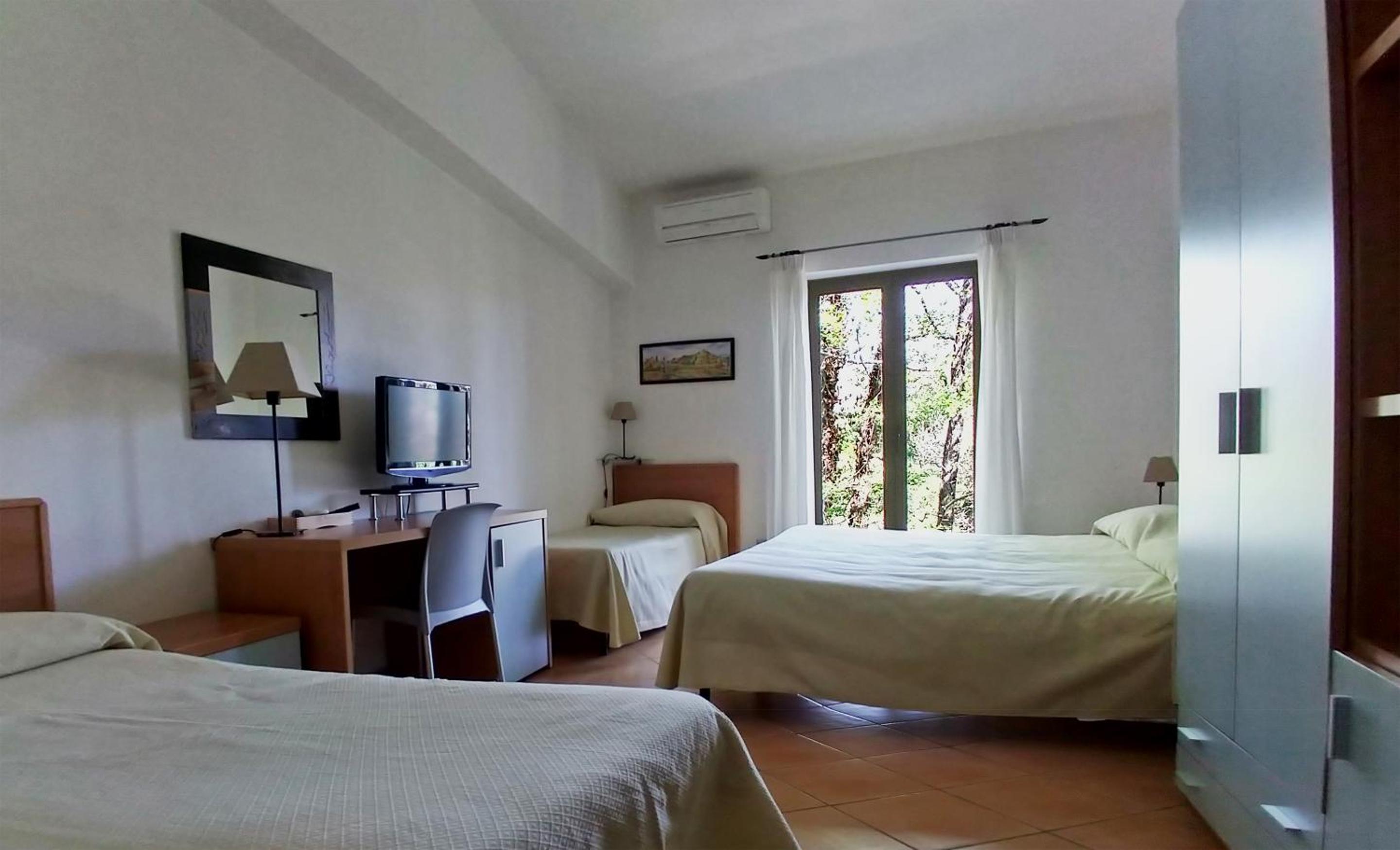 Quadruple Room photo 3