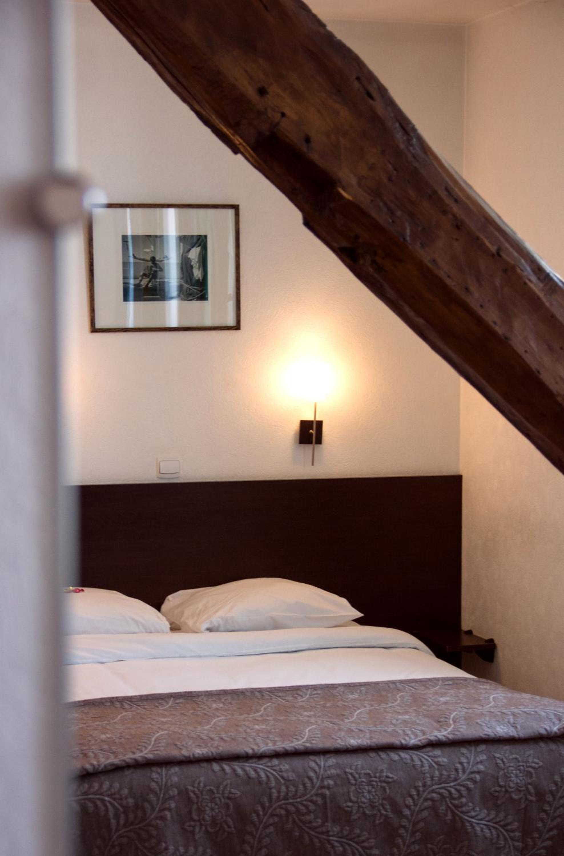 Large Single Room photo 2