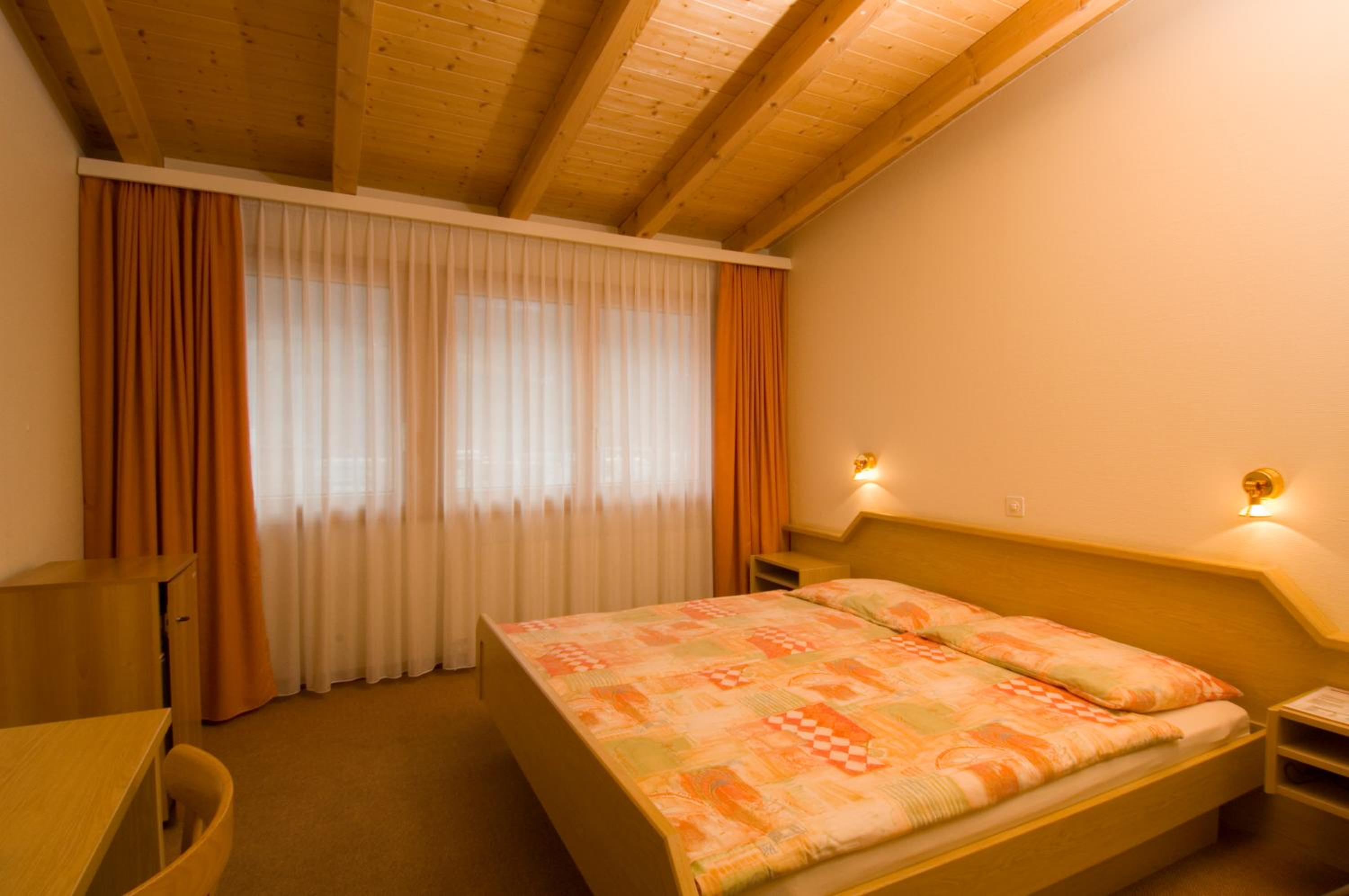 Double Room - Photo 3