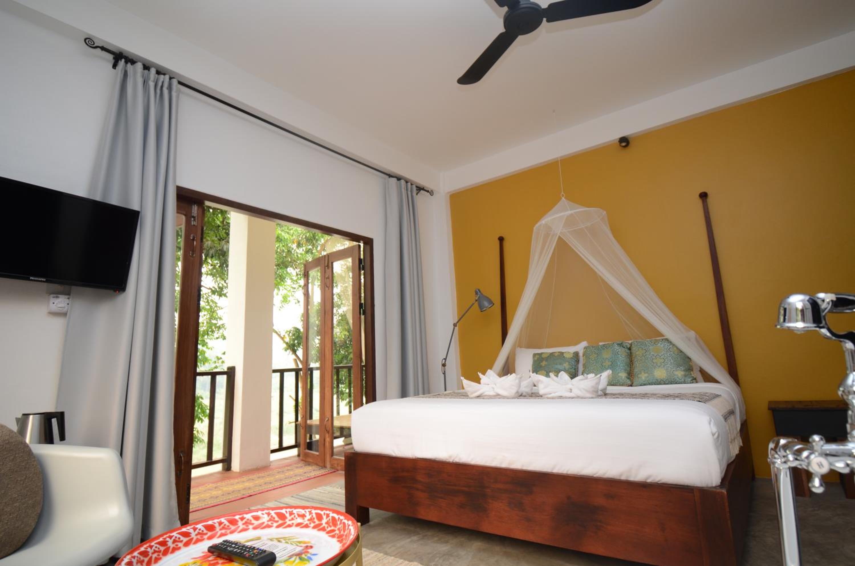 King Room with River View - Photo 4
