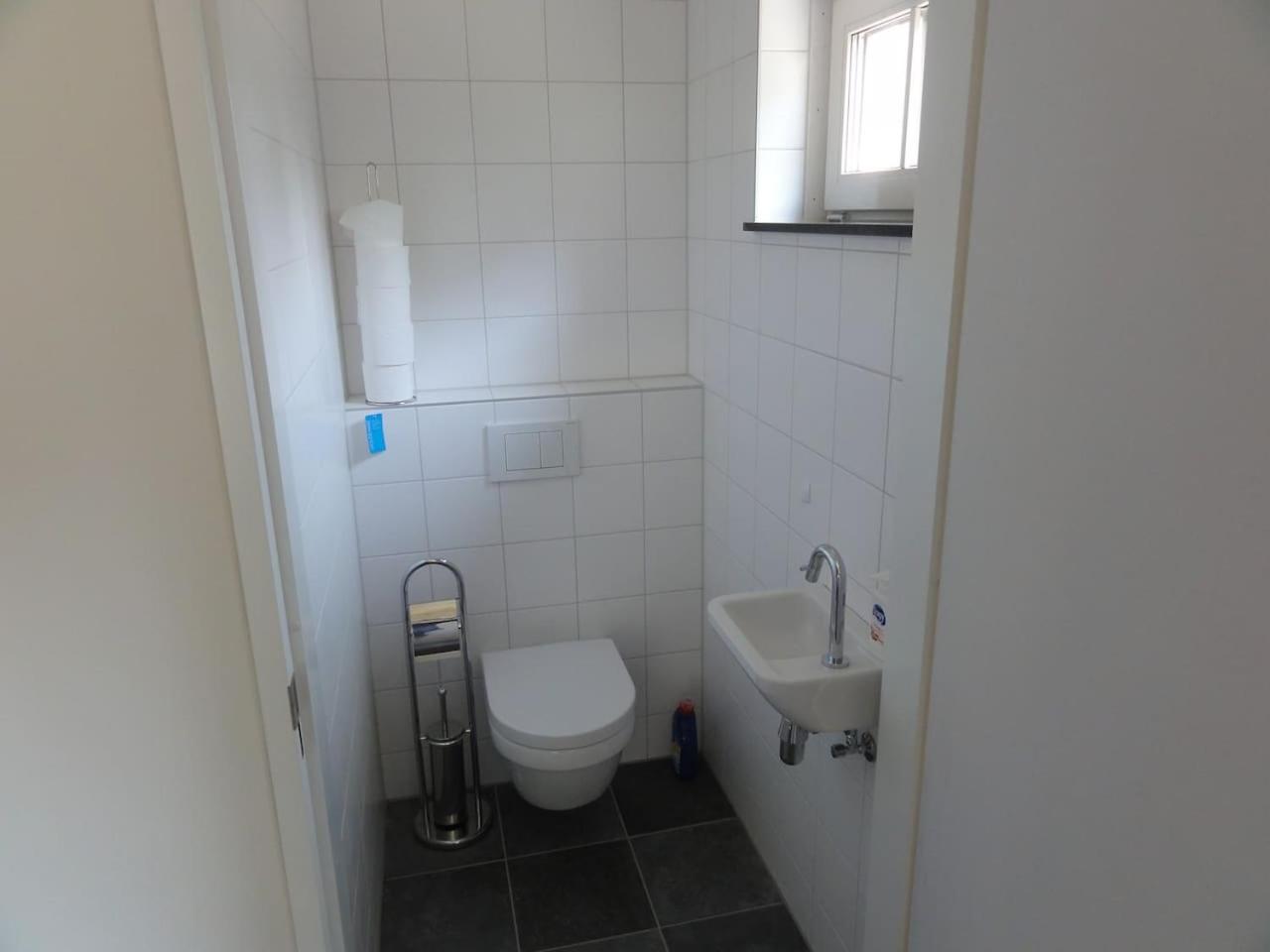 One-Bedroom Apartment photo 3