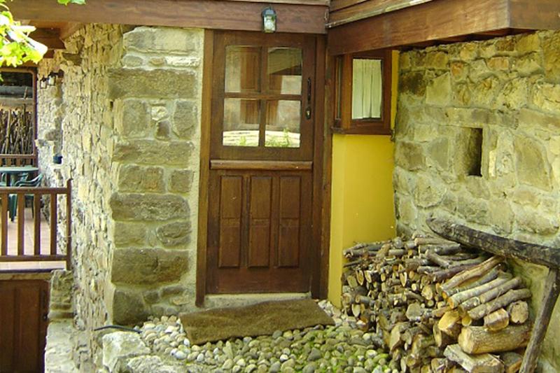 One-Bedroom House photo 2