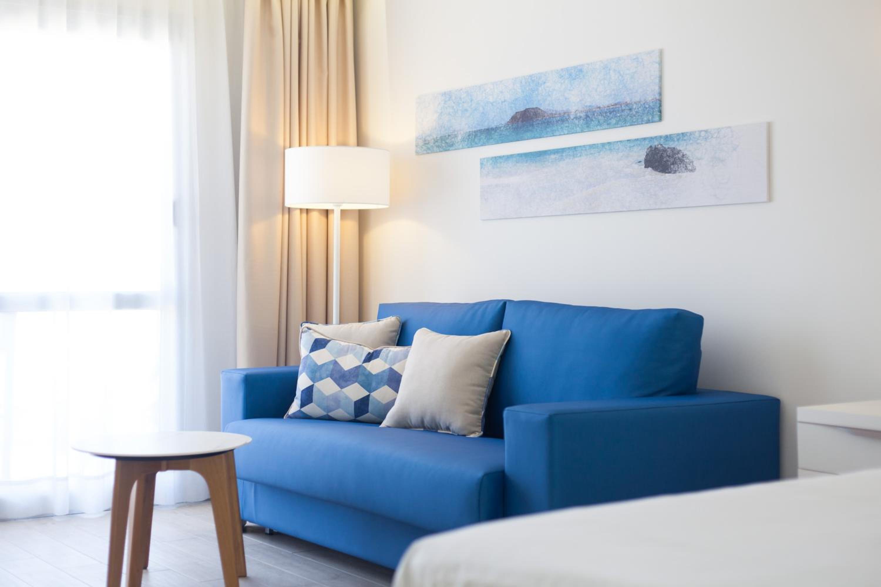 Triple Room (2 Adults + 1 Child) photo 3