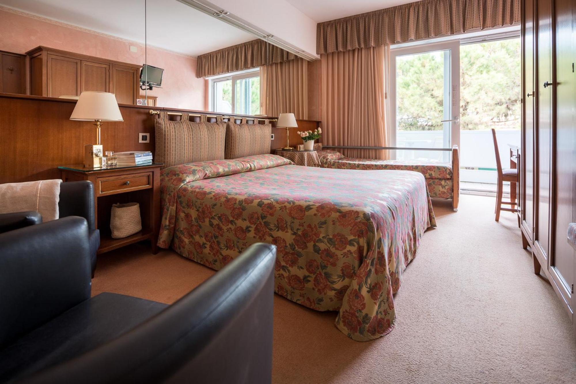 Superior Room - Photo 1