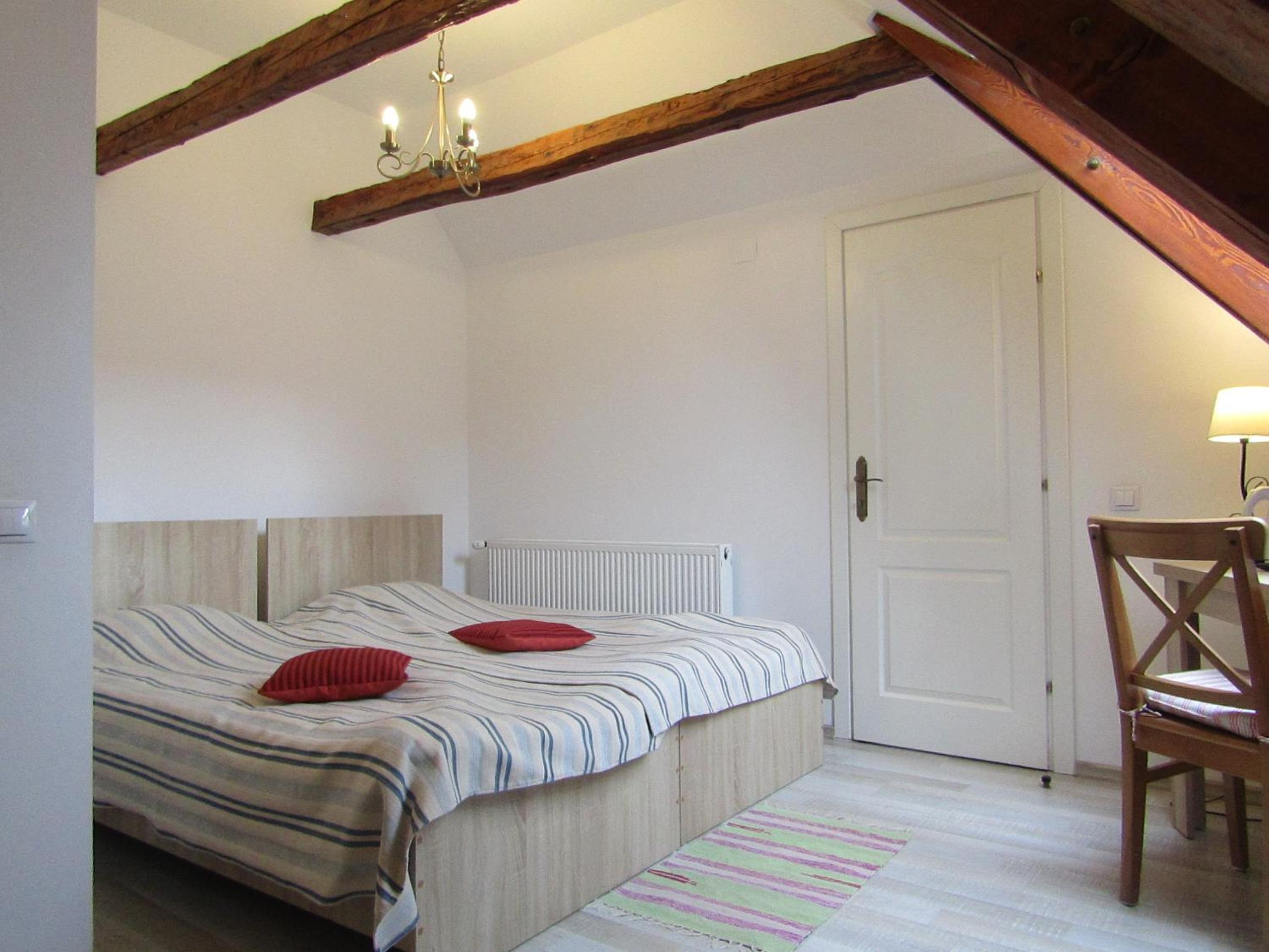 Double or Twin Room with Bathroom - Photo 36