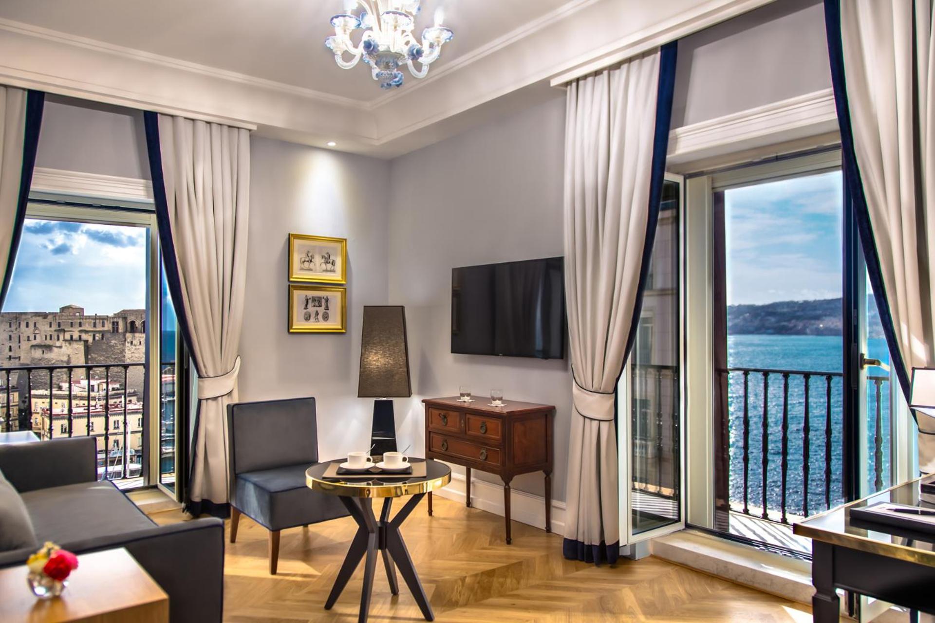 Suite with Sea View thumbnail 5