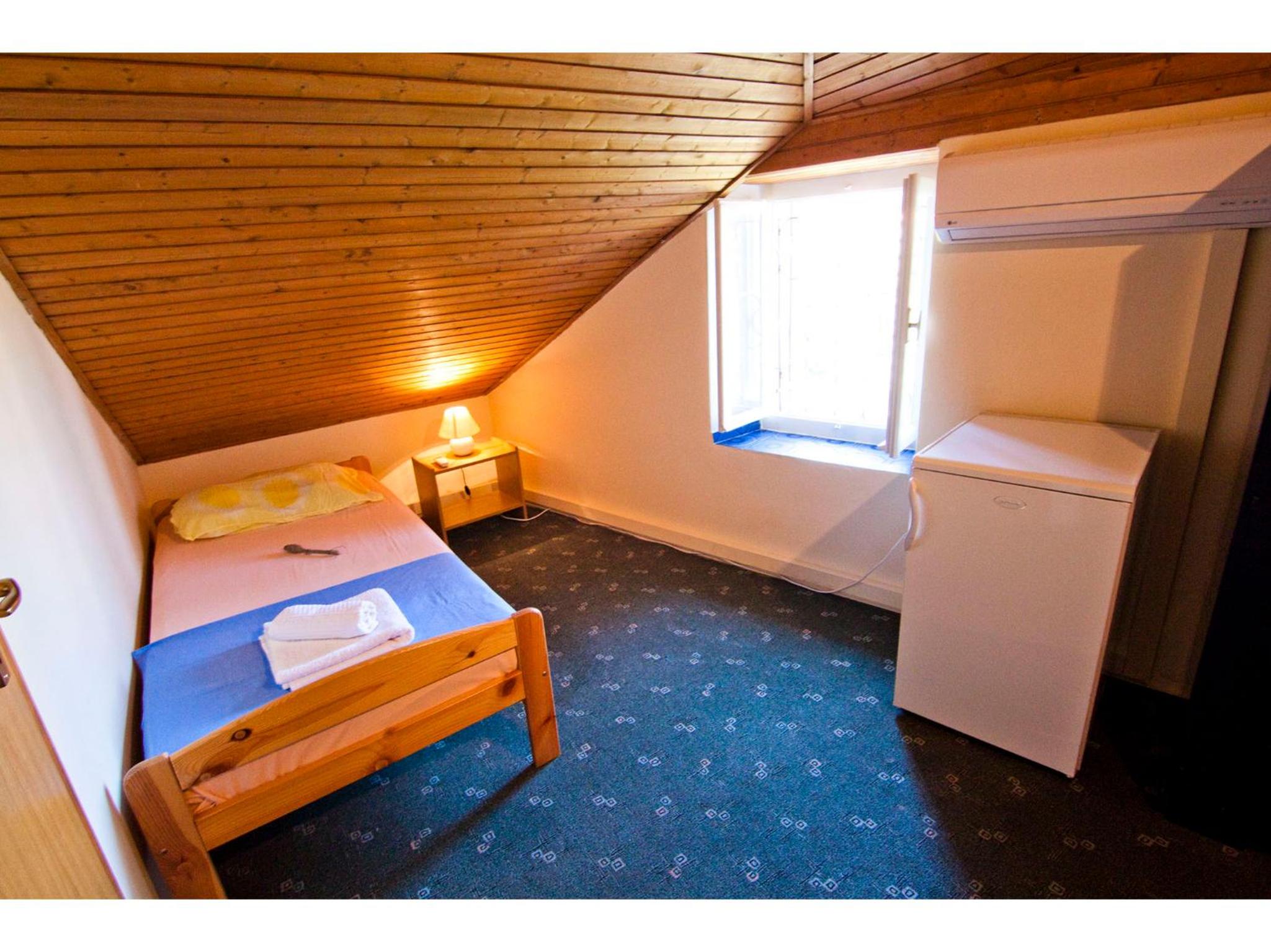 Quadruple Room - Photo 3