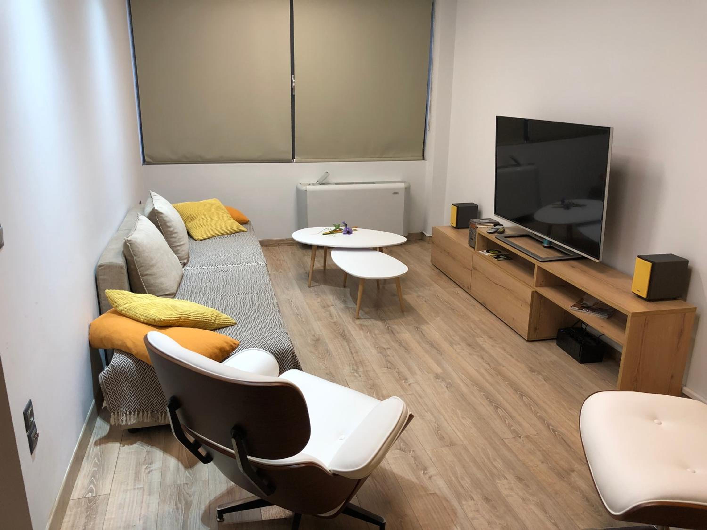 One-Bedroom Apartment - Photo 14