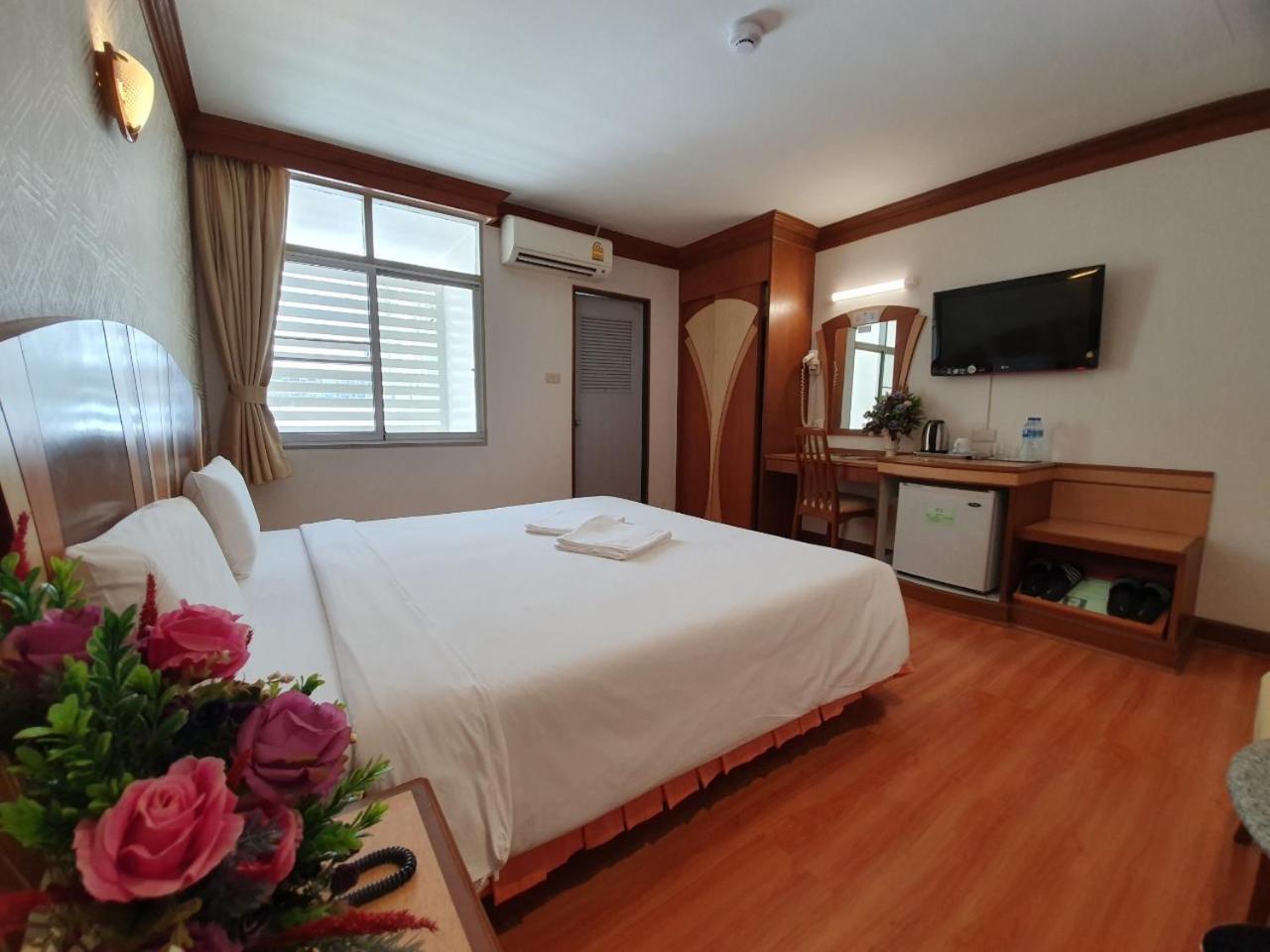 Standard Double Room photo 3