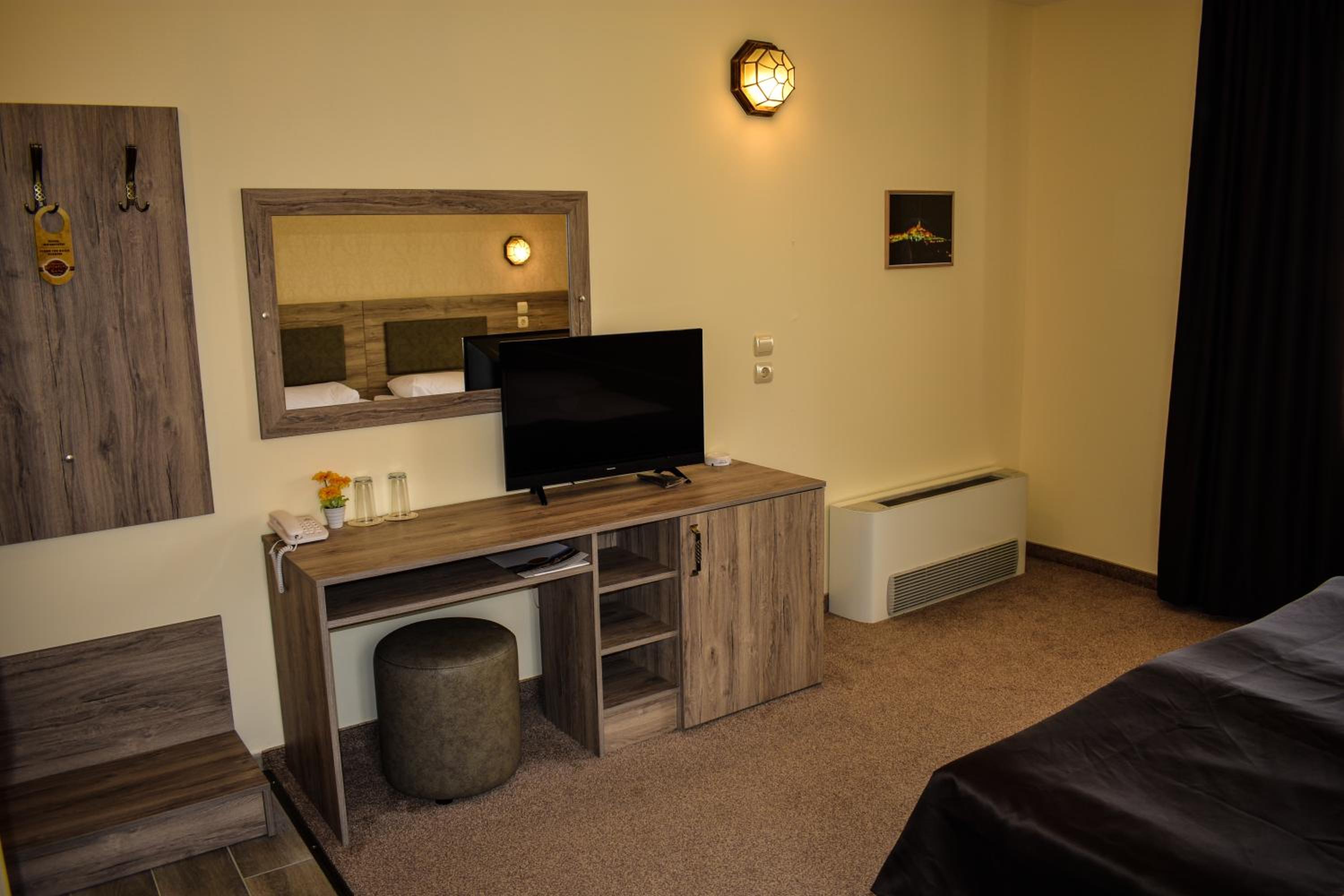 Standard Double Room photo 3